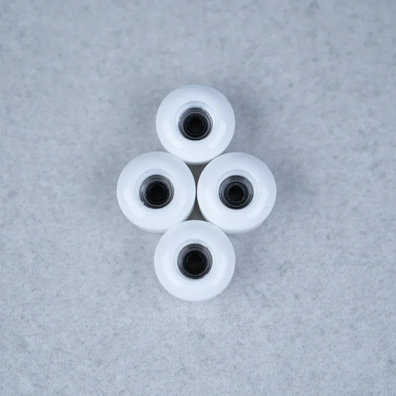 Maple_Wheels_Halo_White_Classic_1_800x.webp
