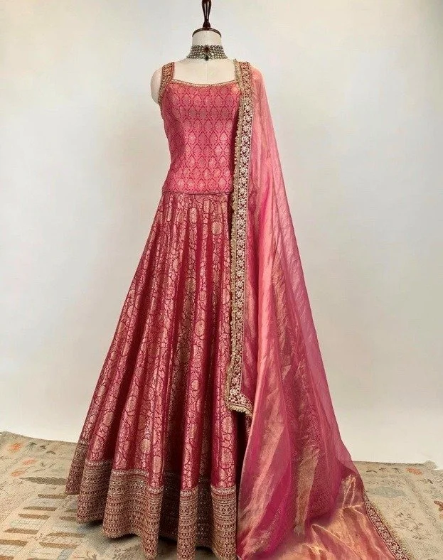 lehenga-3.jpg