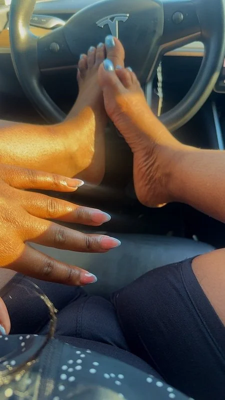 nails&toes.jpg