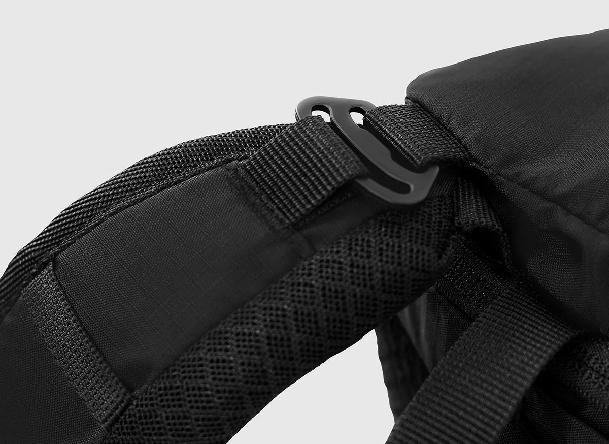 RKD900 REKD Energy Guardian Backpack D-Loop Detail.jpg