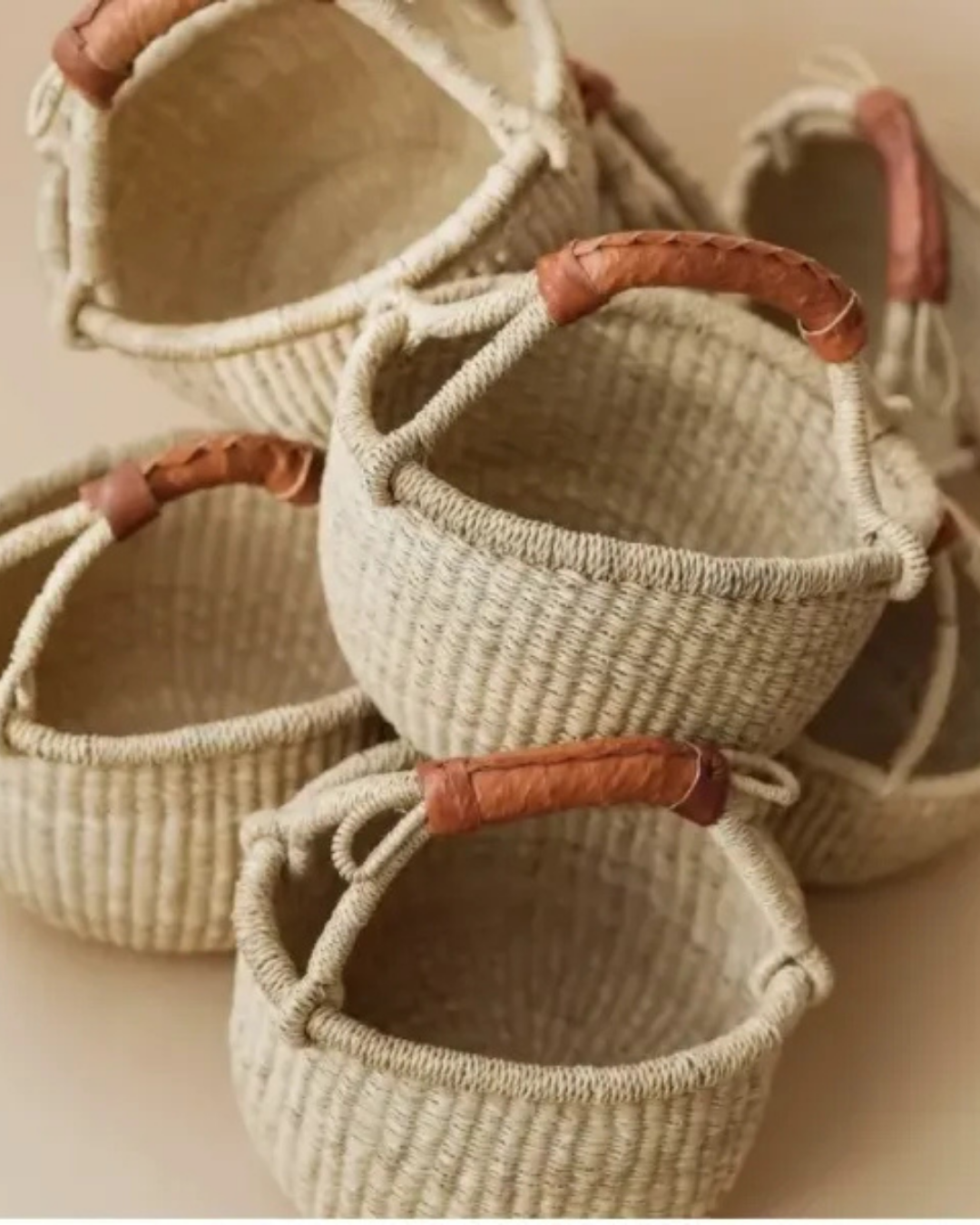 Natural Round Basket - Small