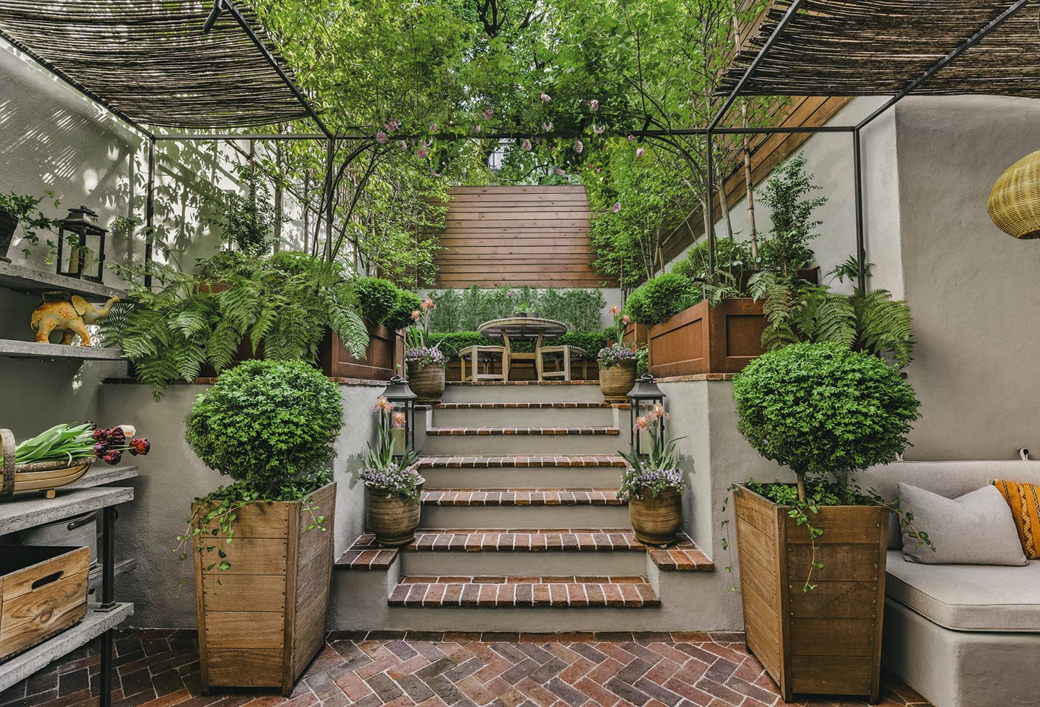 Townhouse Garden, Brooklyn, by David Eaton Associates