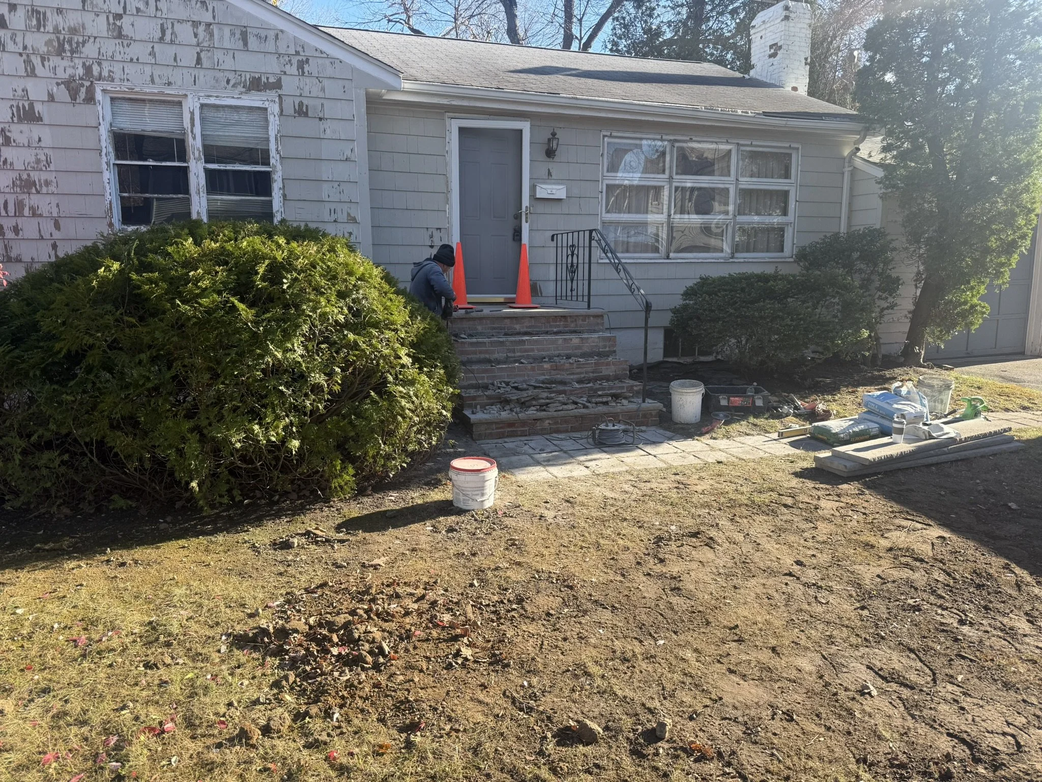 BEFORE — Exterior at 14 Bradford Road, South Hamilton.