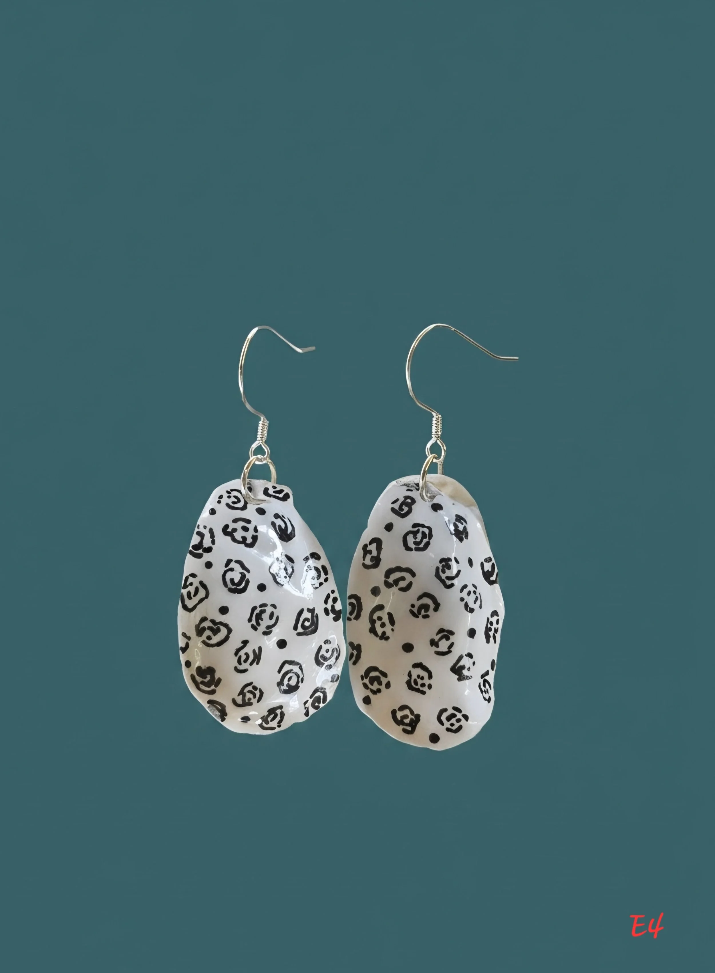 Black & White Oyster Shell Earrings