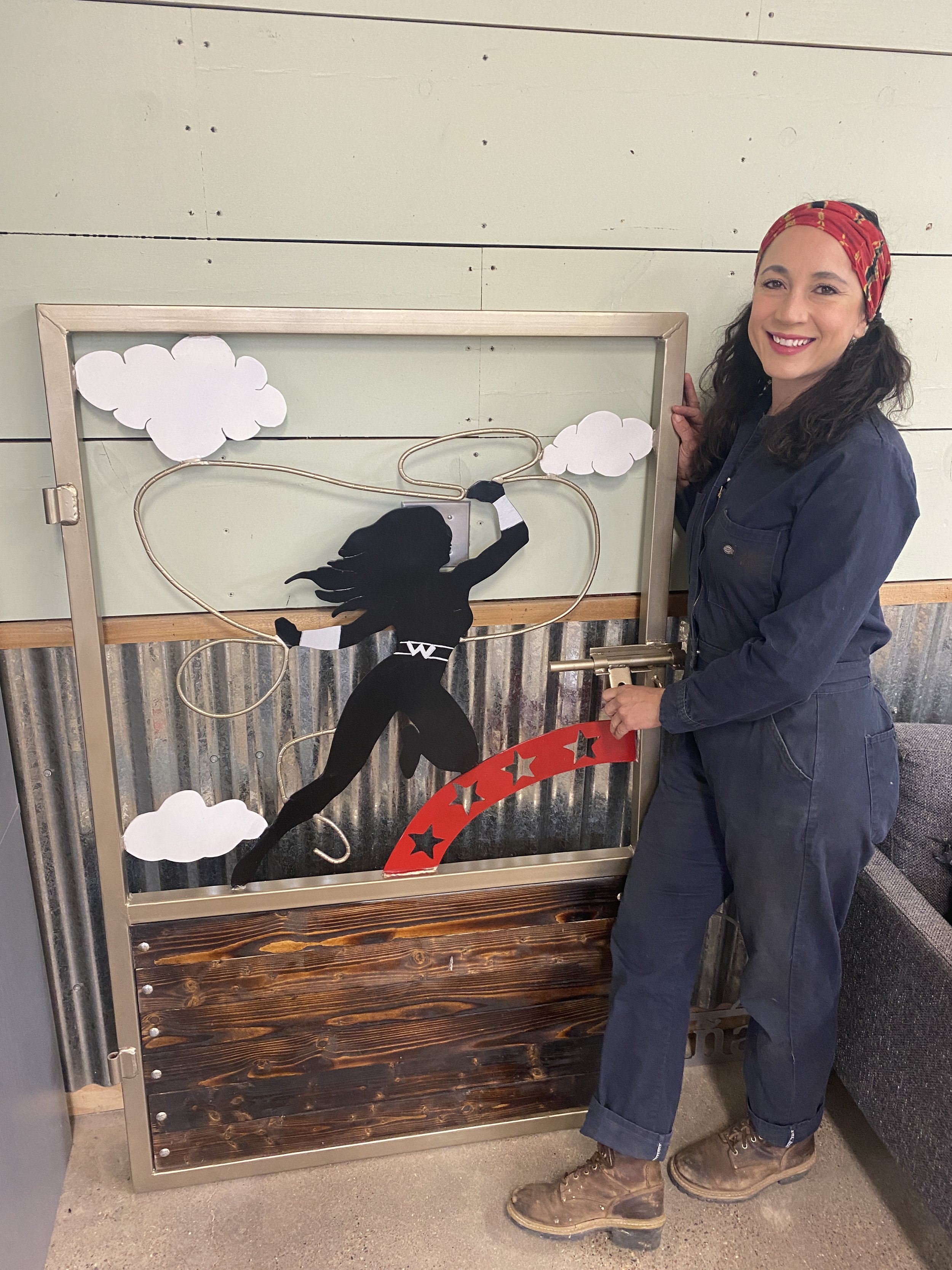 Wonder Woman Gate Handmade (Steel)