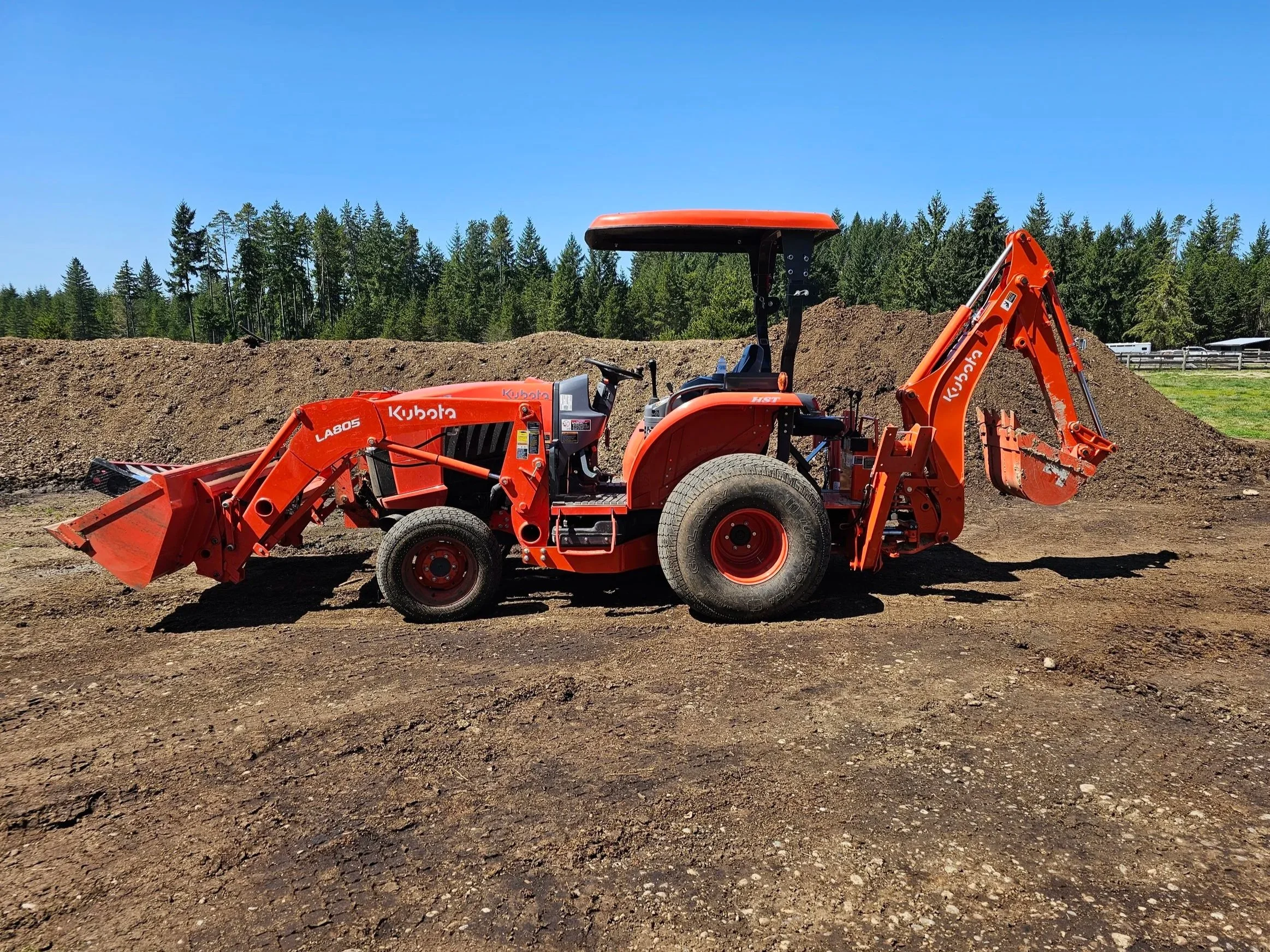 For properties where minimizing lawn and ground damage is important, we offer tractor services using a Kubota L3560 equipped with turf tires. The wide, turf friendly tires help distribute the machines weight and reduce rutting, soil disturbance , and