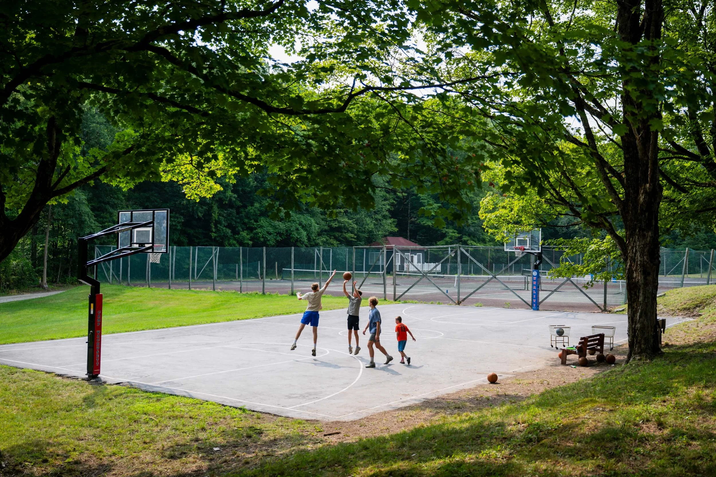 wachusett-activities-basketball-05.jpg