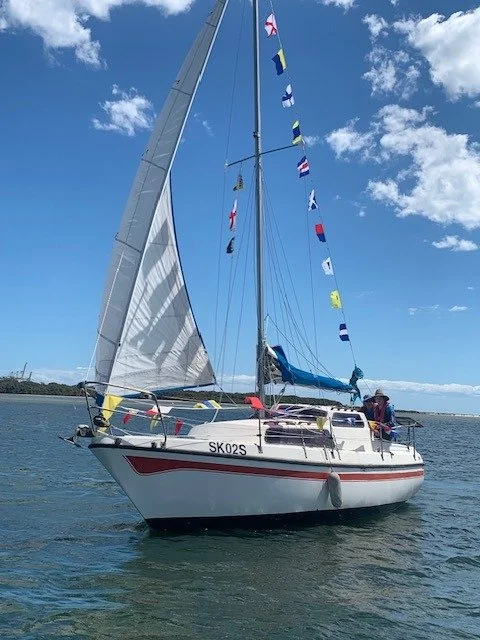 sailpast7.jpeg