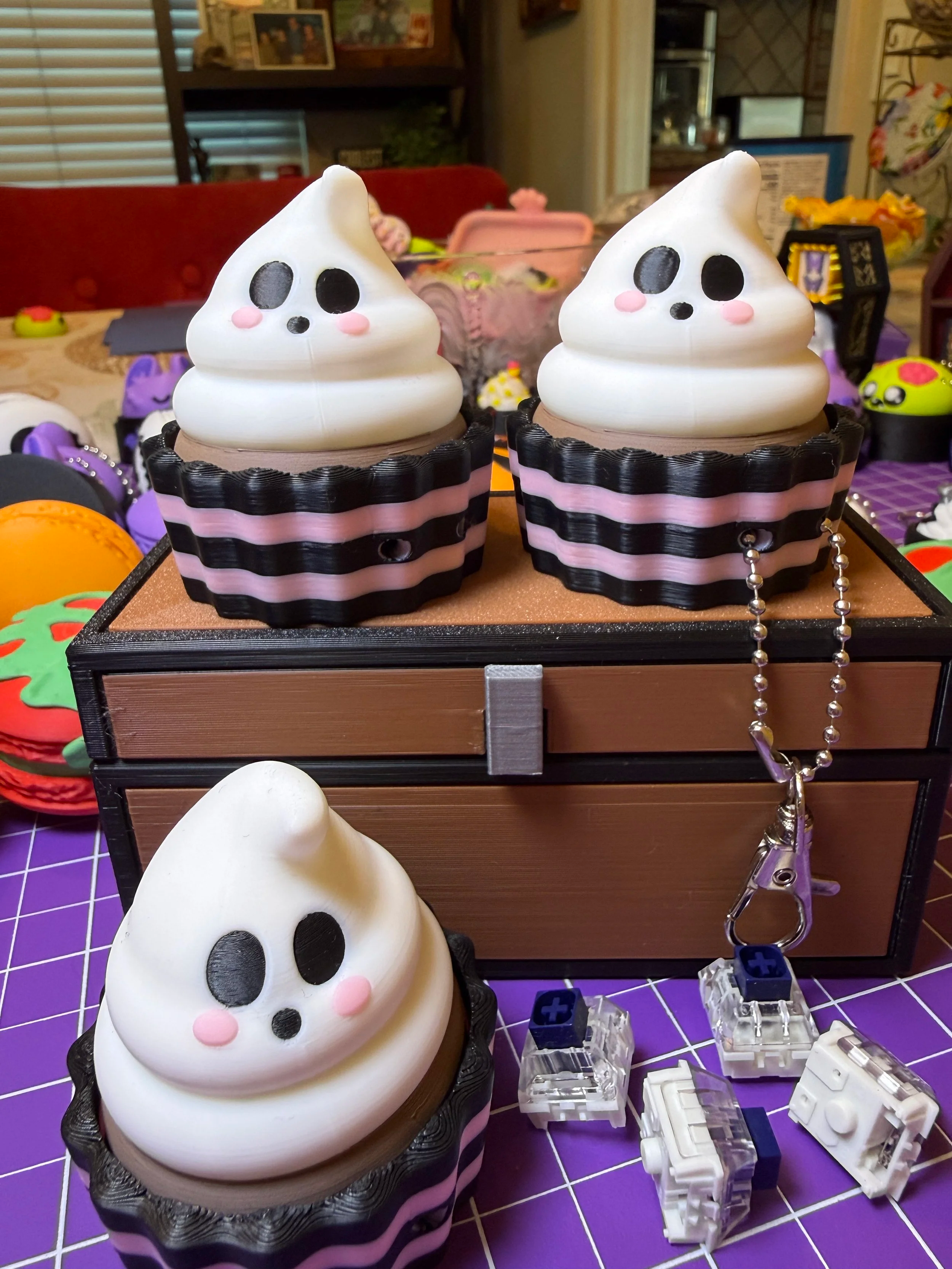 Ghost Cupcake Clicker