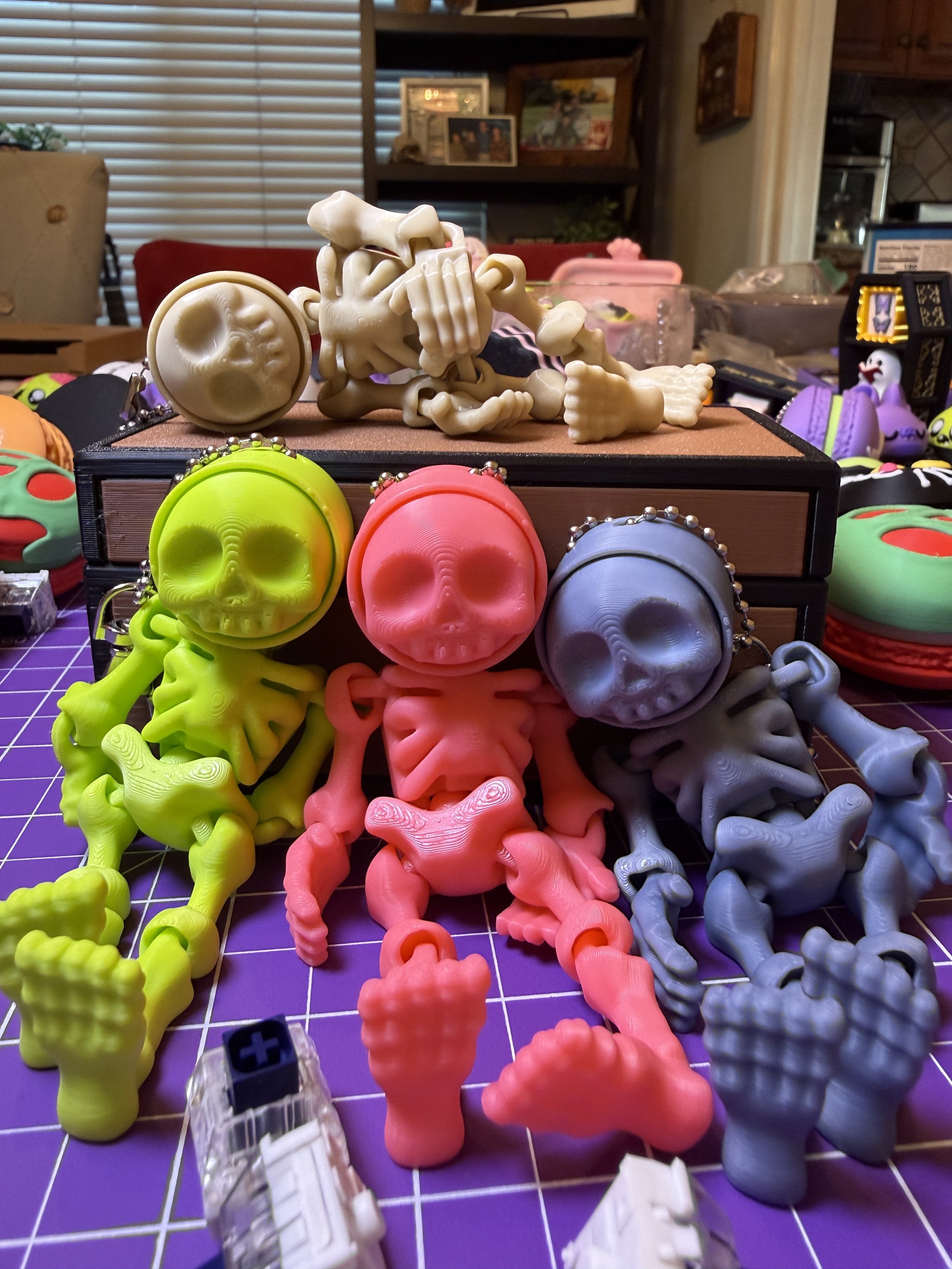 Skeleton Fidget & Clicker