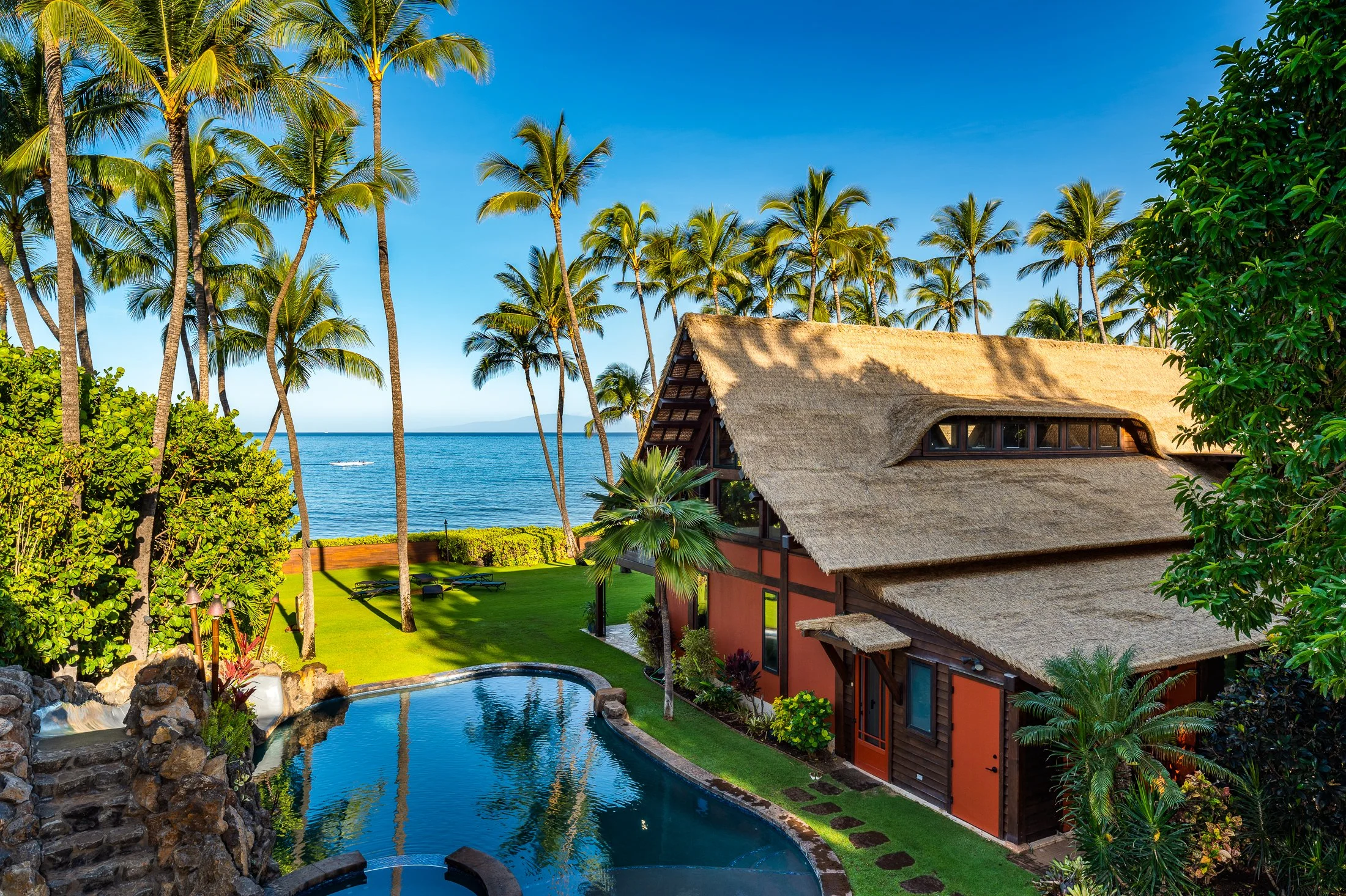 11 pool and main house.jpg