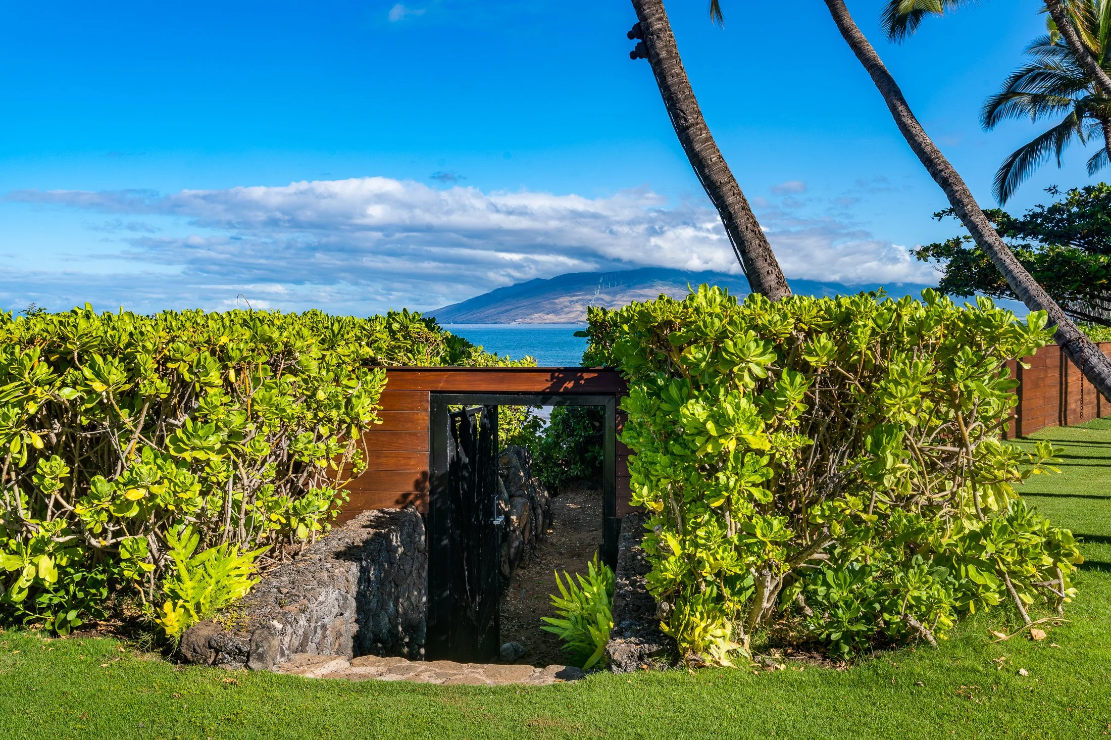 43 Keawakapu beach access.jpg