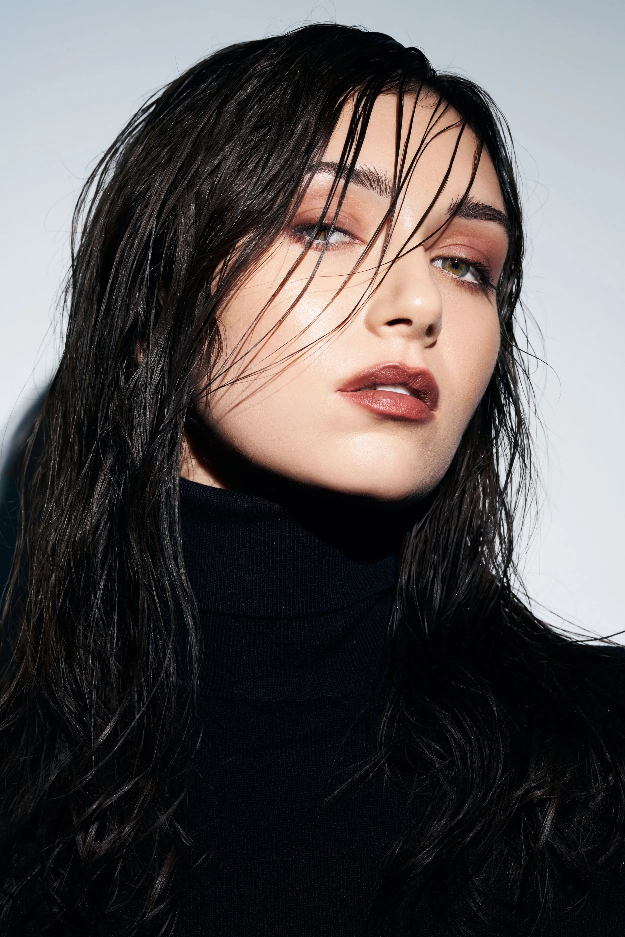 Professional Fashion Model Beauty Portrait – Noirvellel