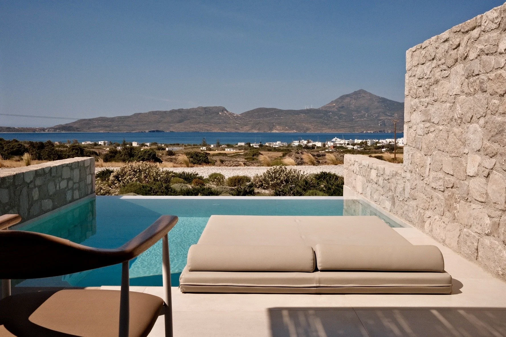 Patio and pool in Milos