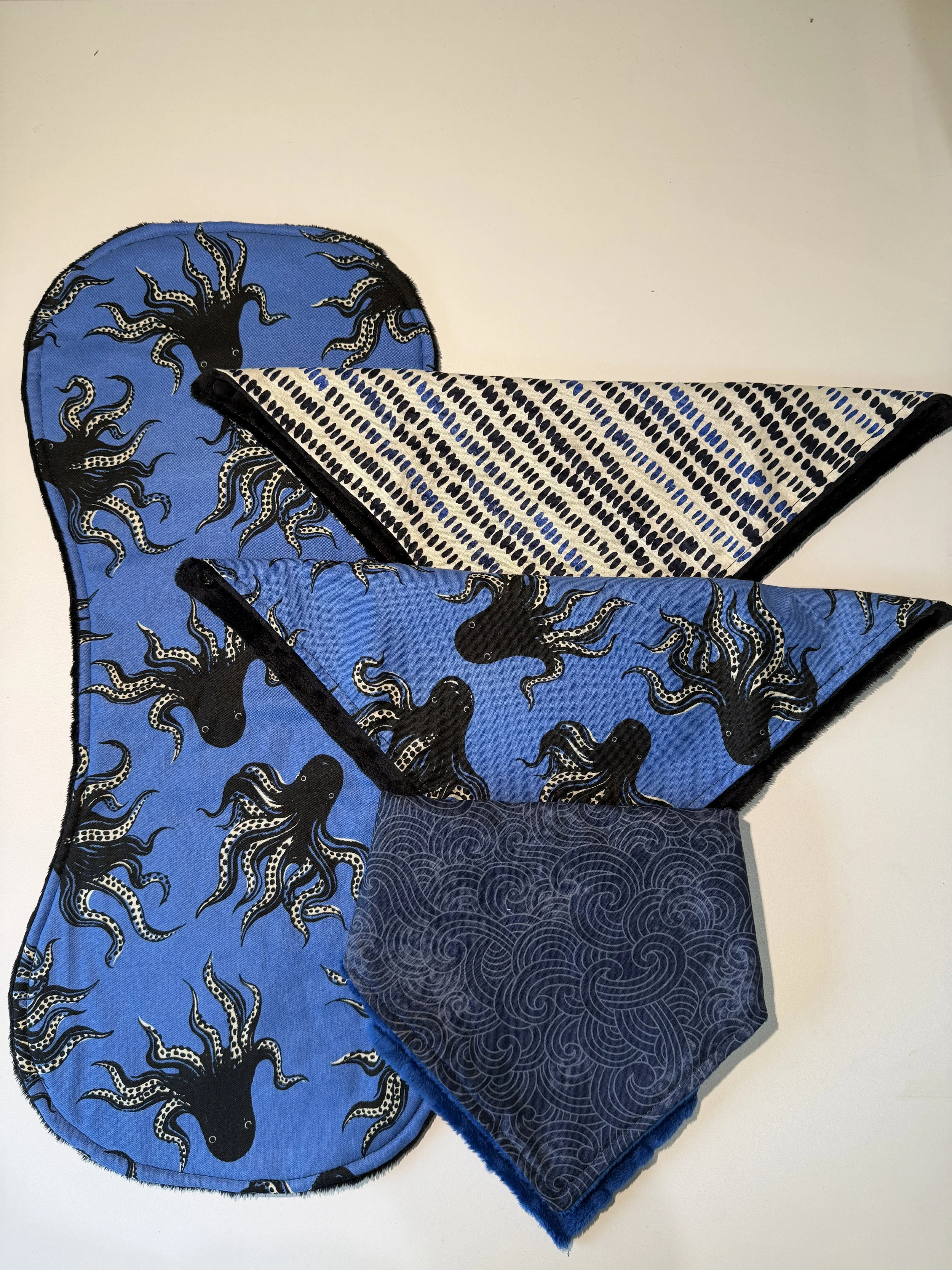 Octopus Bib & Burp Cloth Set