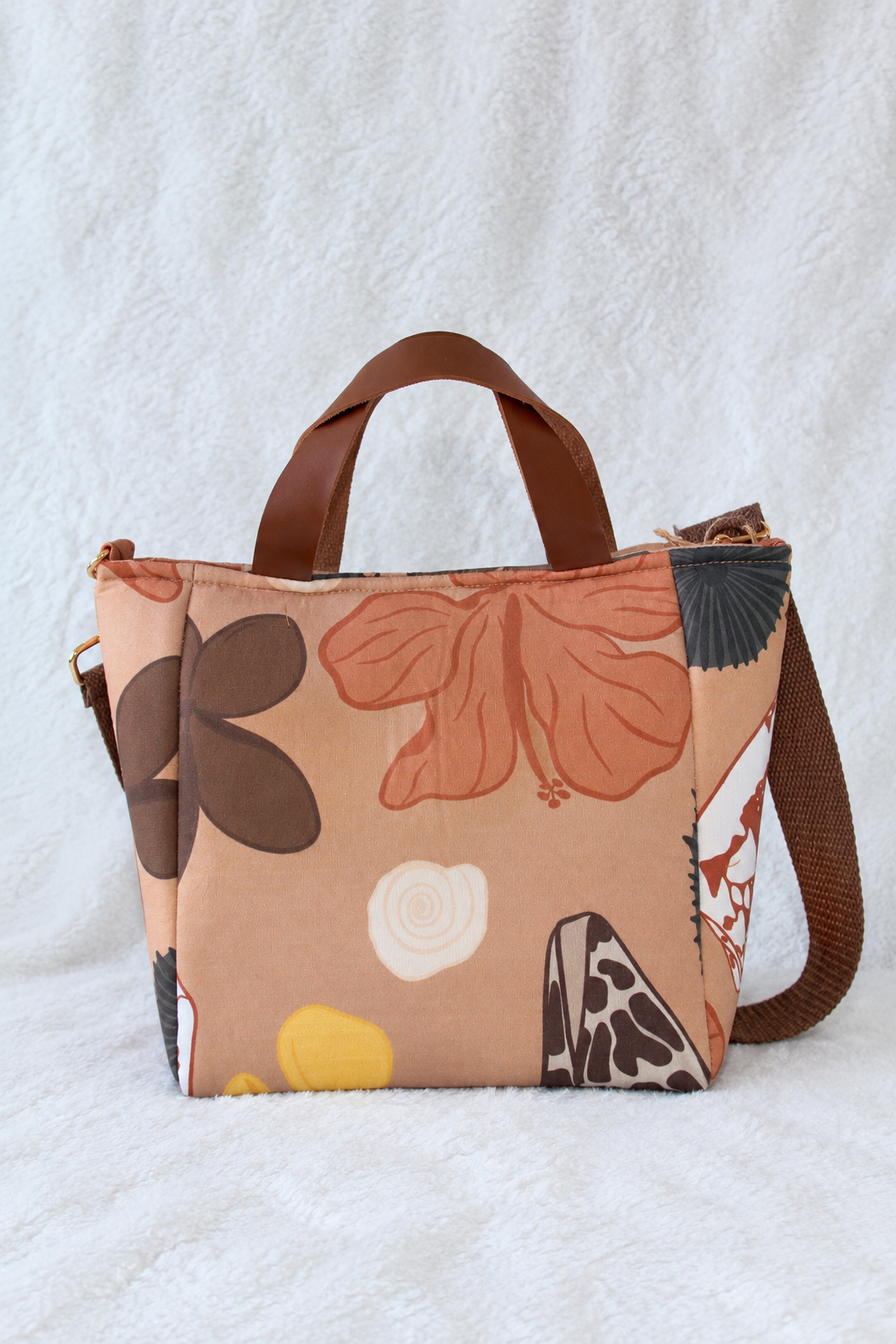 Floral.Shell Cross Body 3.png