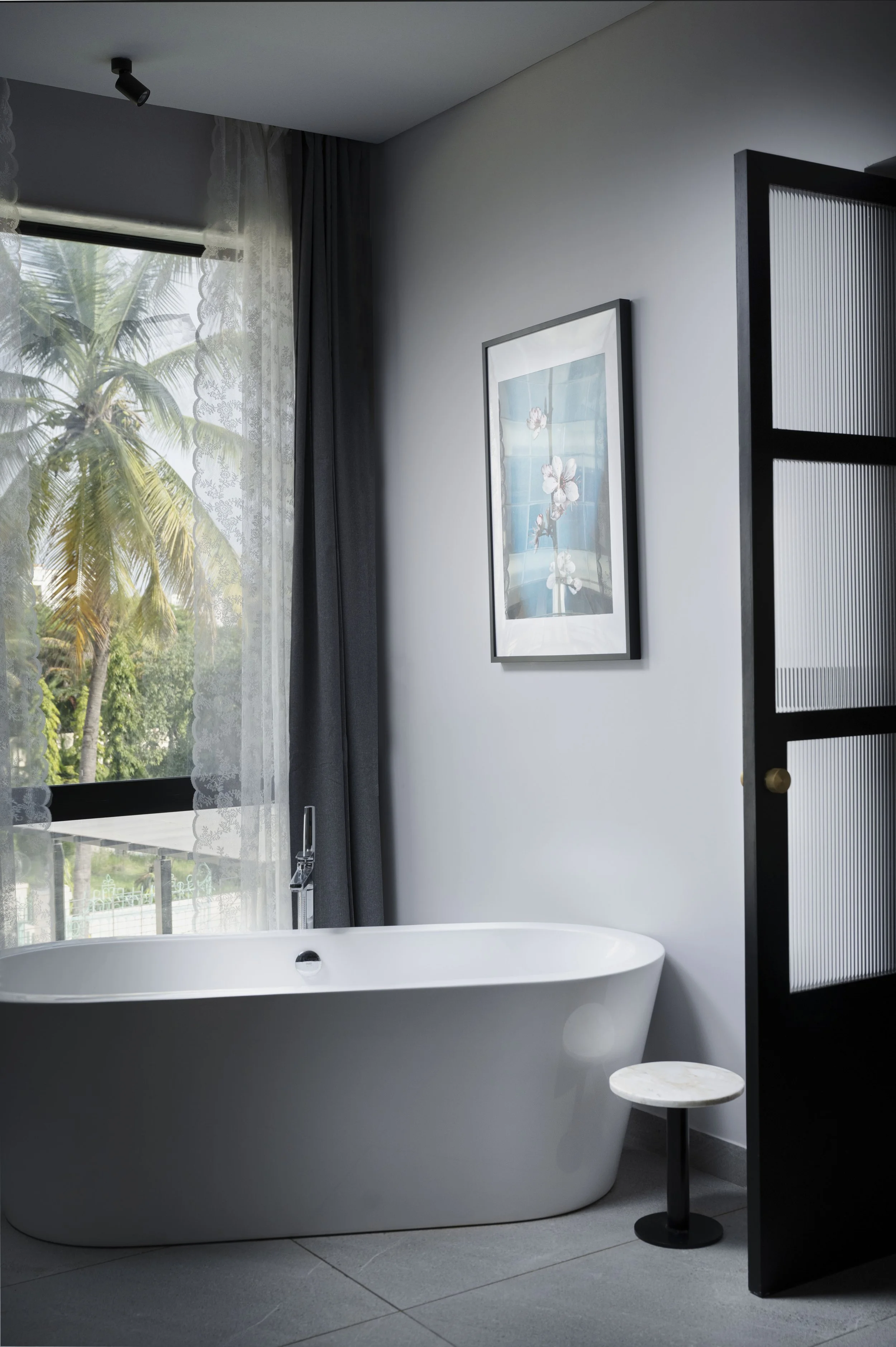 Bathtub.jpg