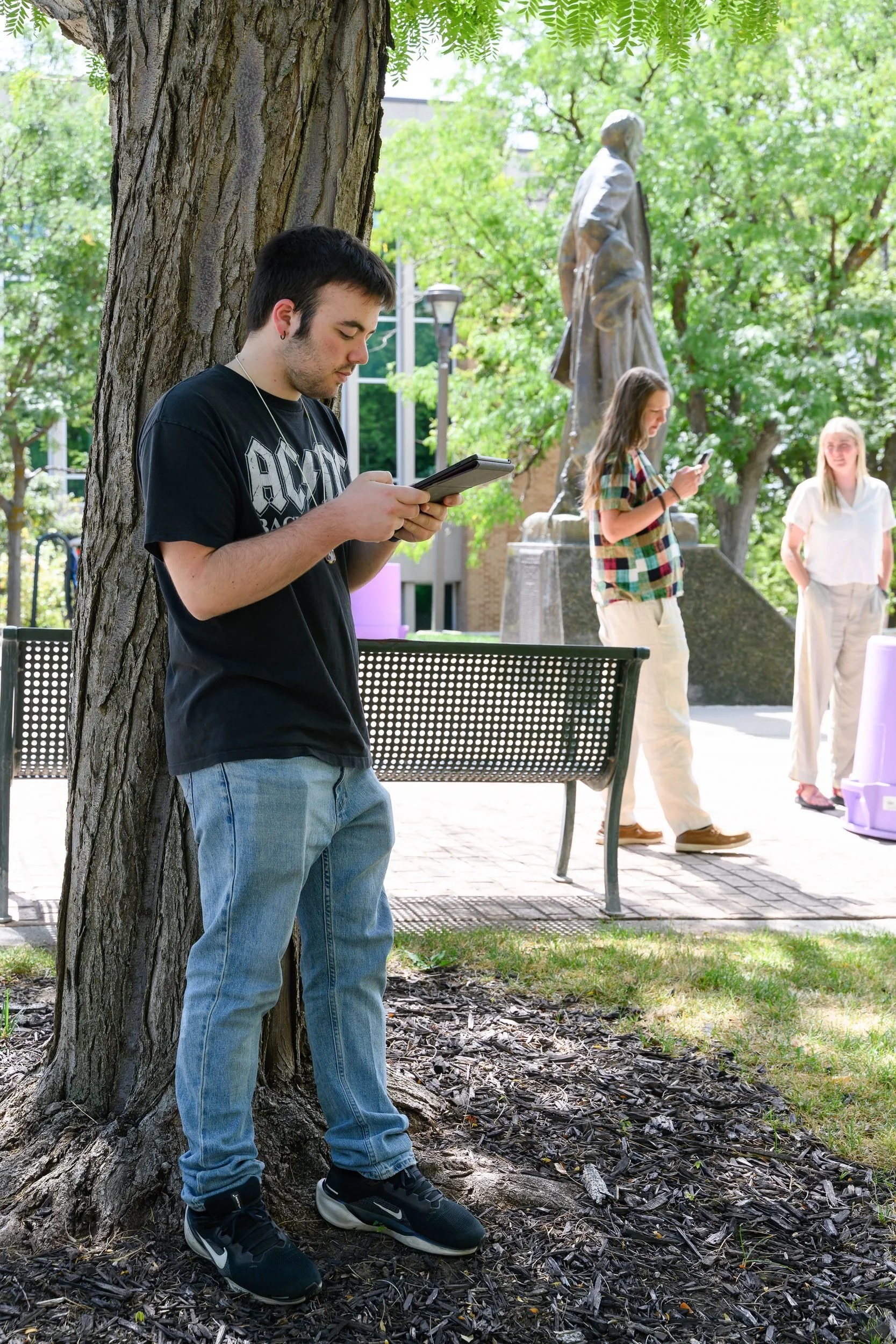 echo-springs-utah-campus-tablet-01.jpg