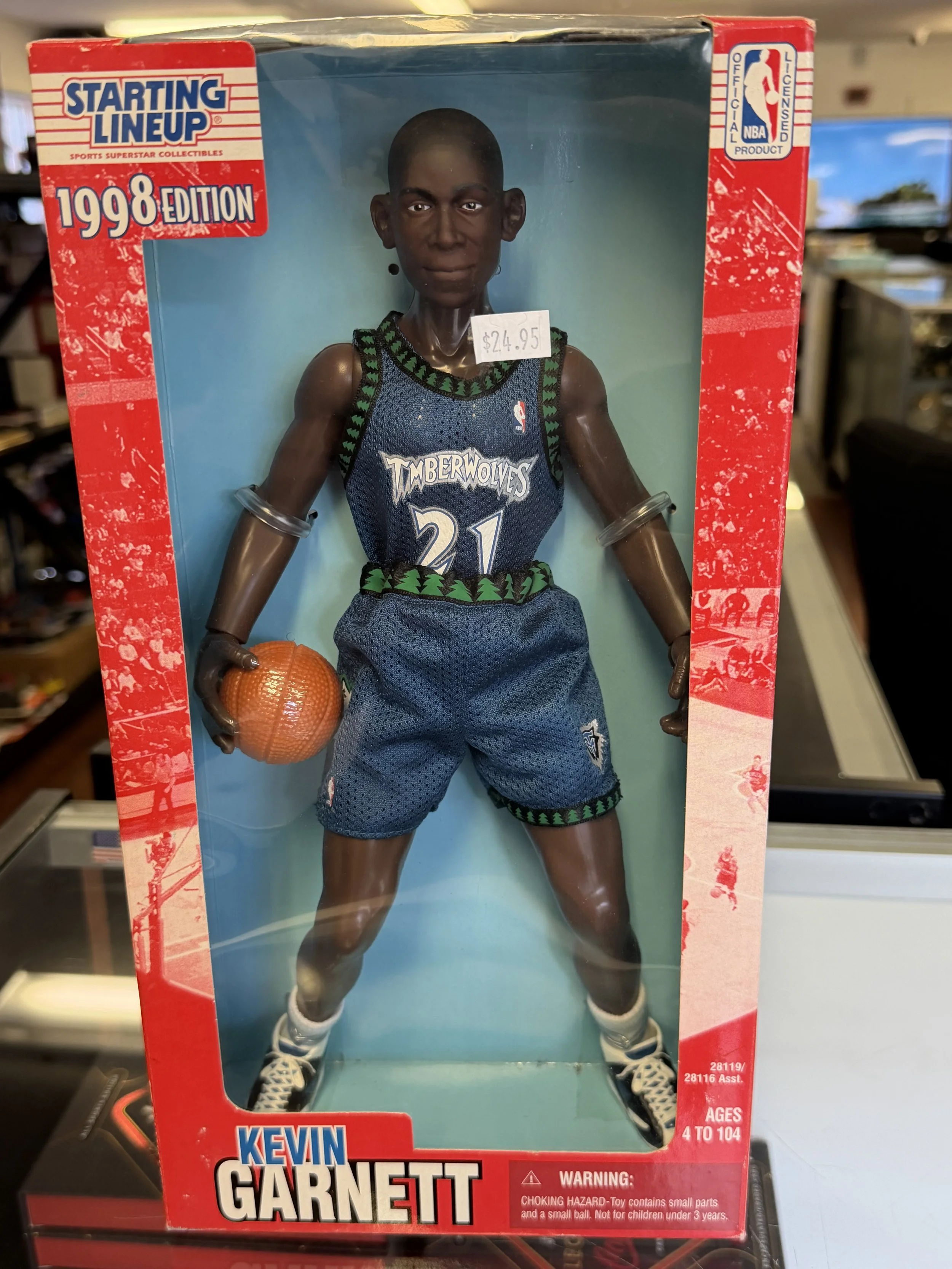 Kevin Garnett Figure
