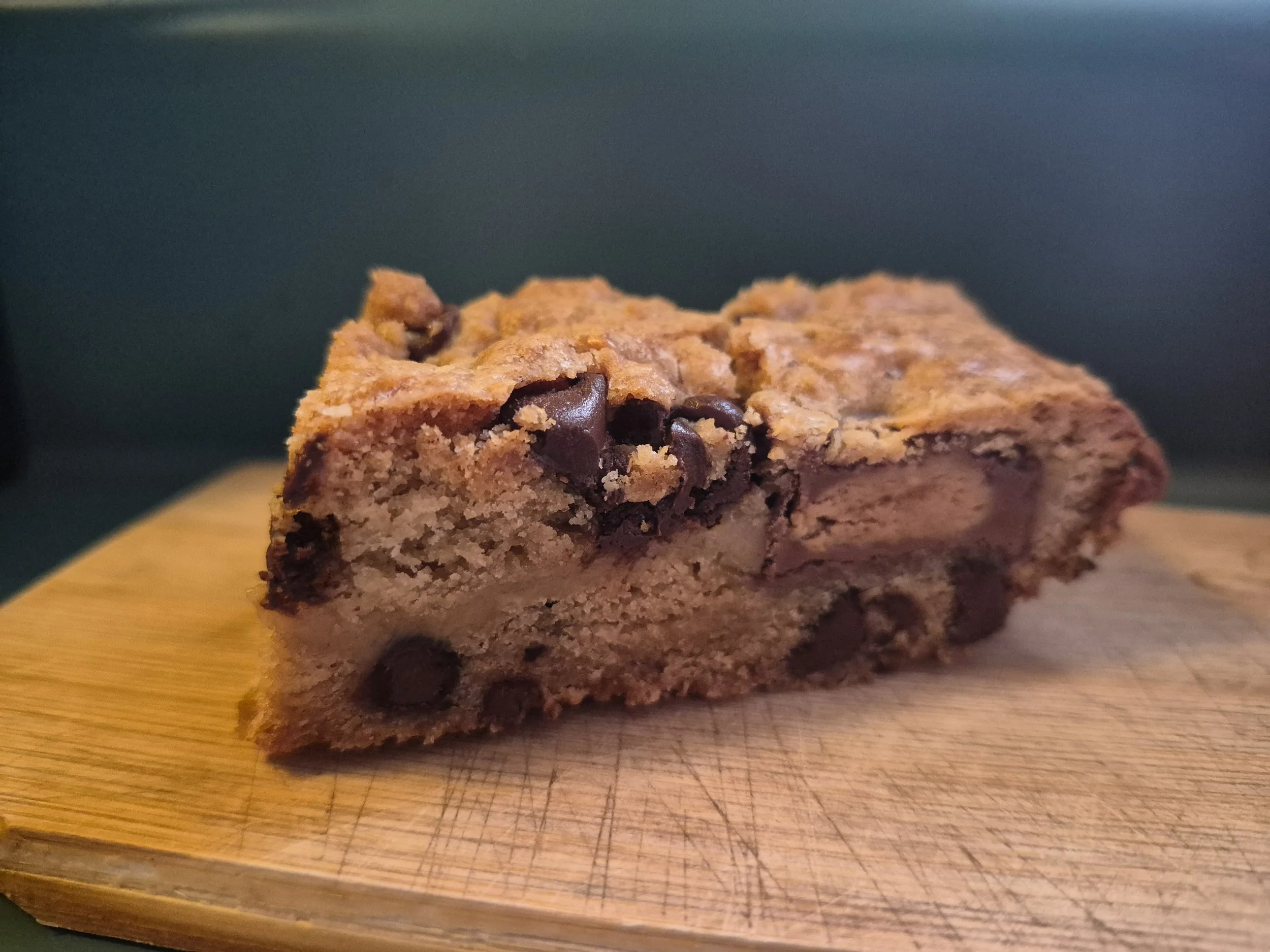 Chocolate Chunk Cookie Bar