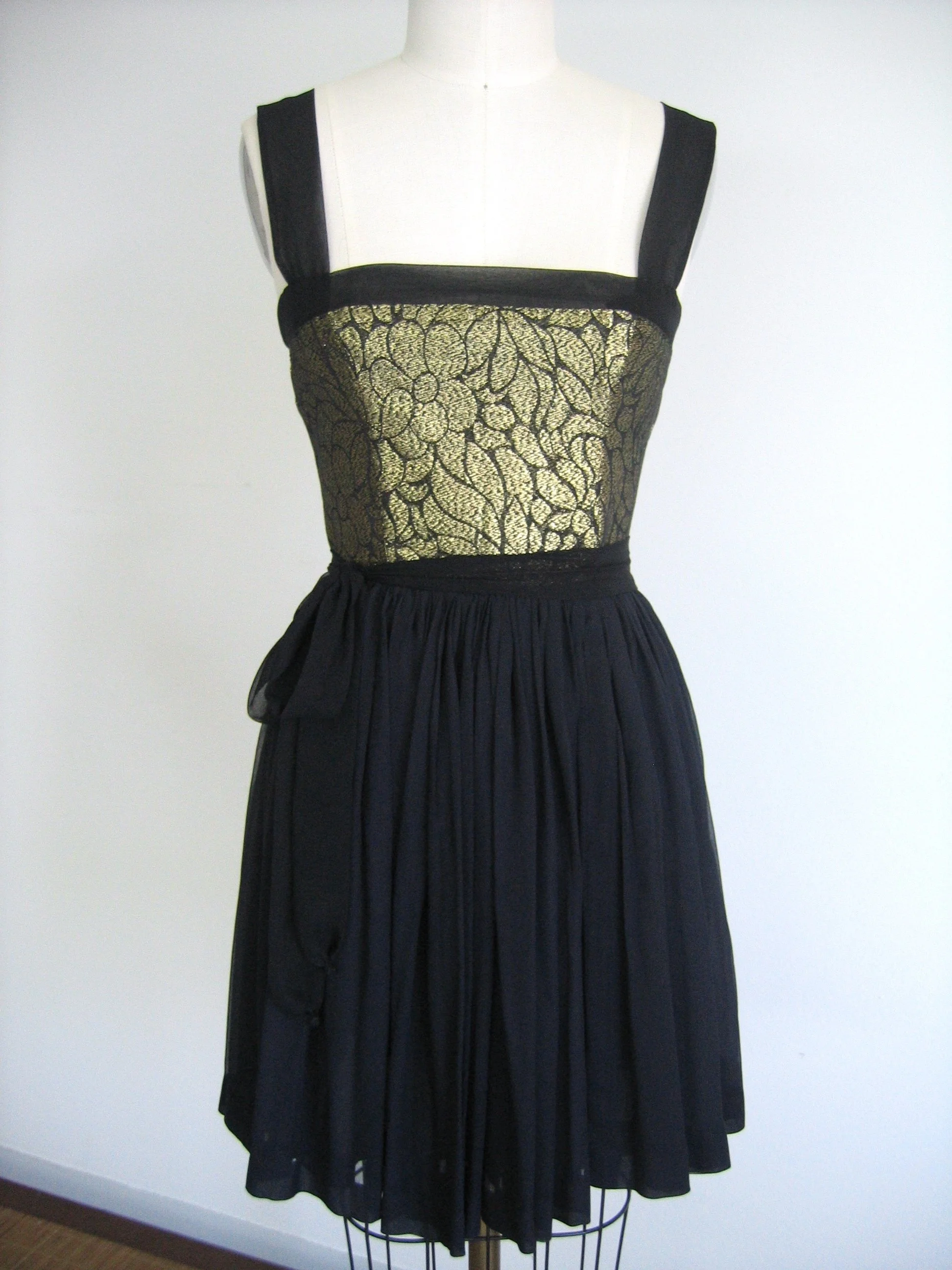 magarite dress 1.jpg