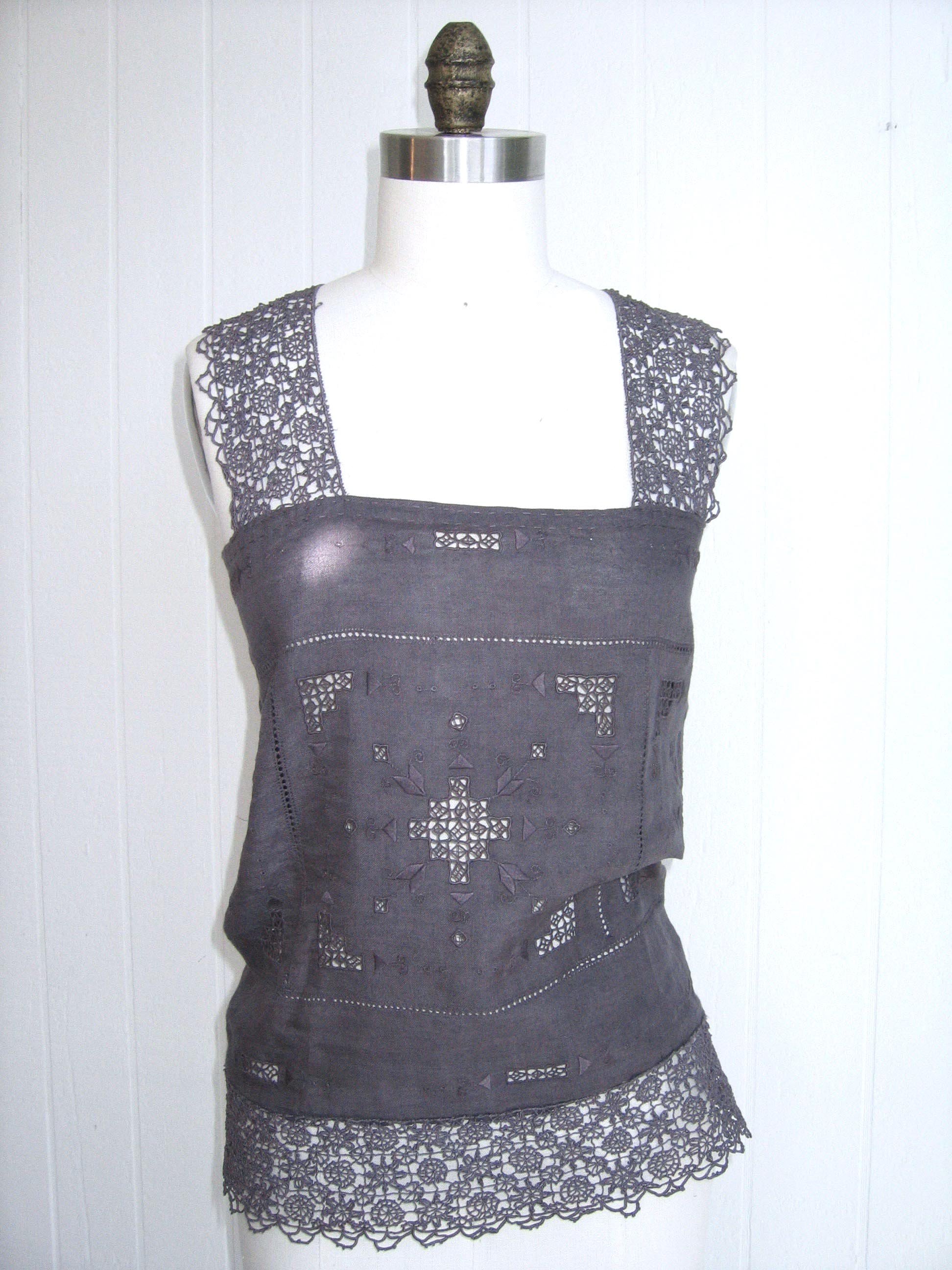 penelope linen top front.jpg