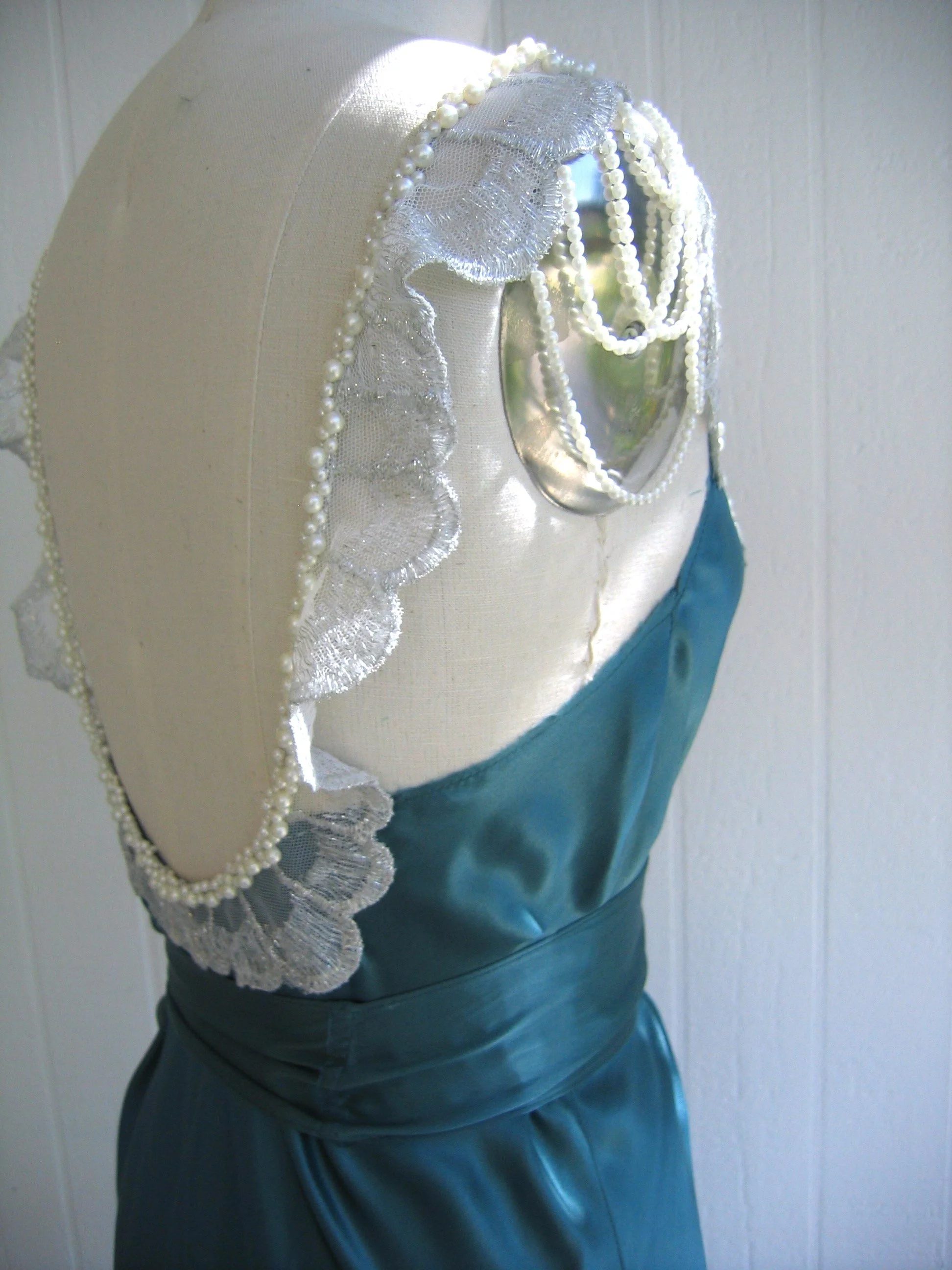 el mar dress side detail.jpg