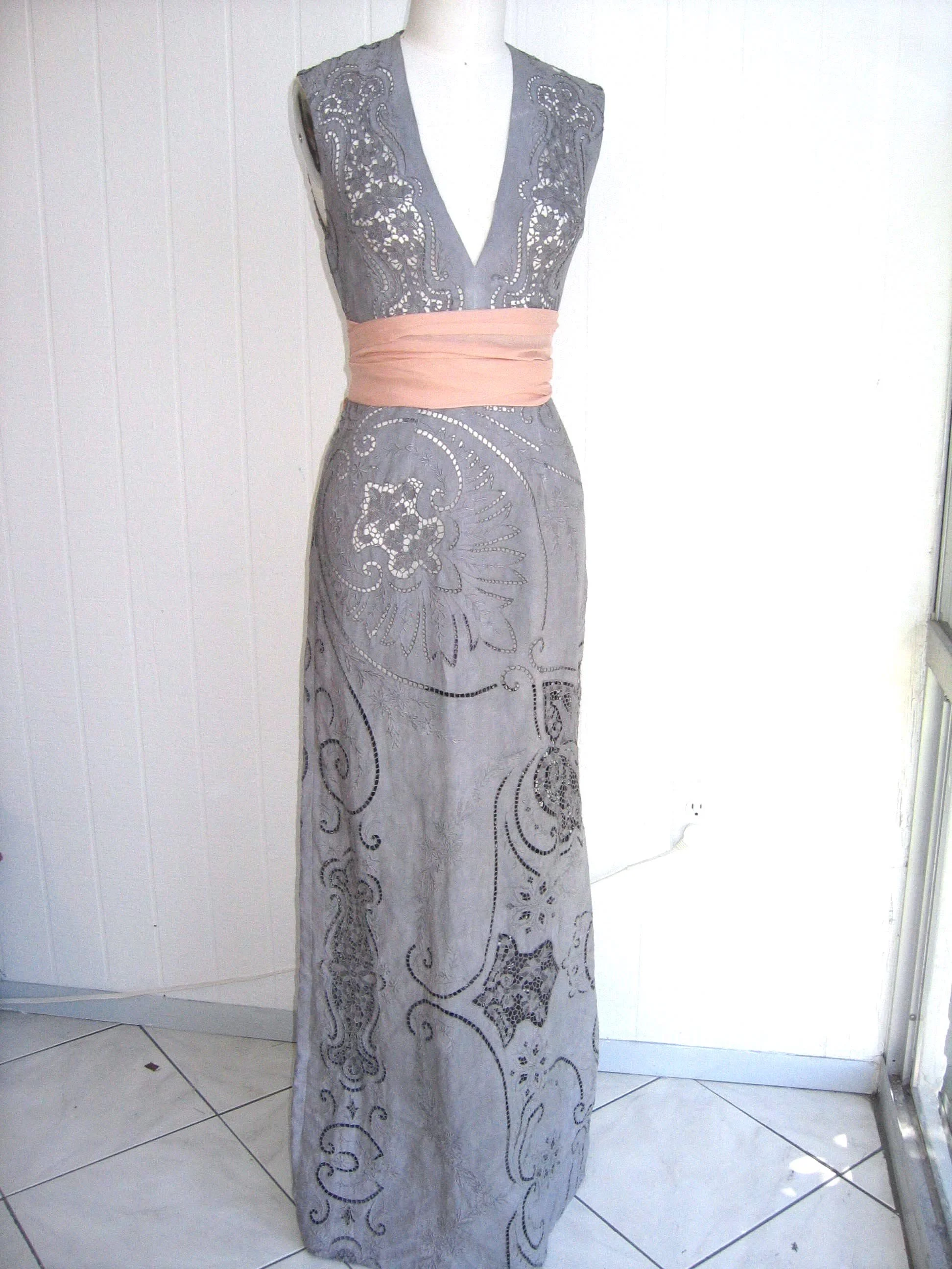 elizabeth grey  antique linen dress front.jpg