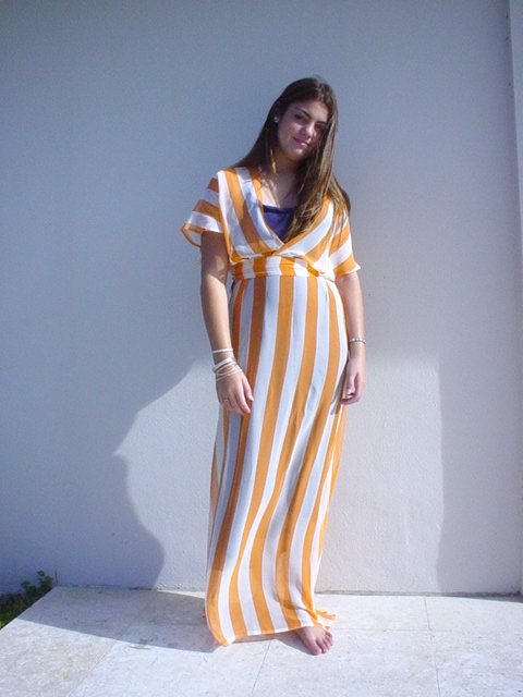 golden dress 011.jpg