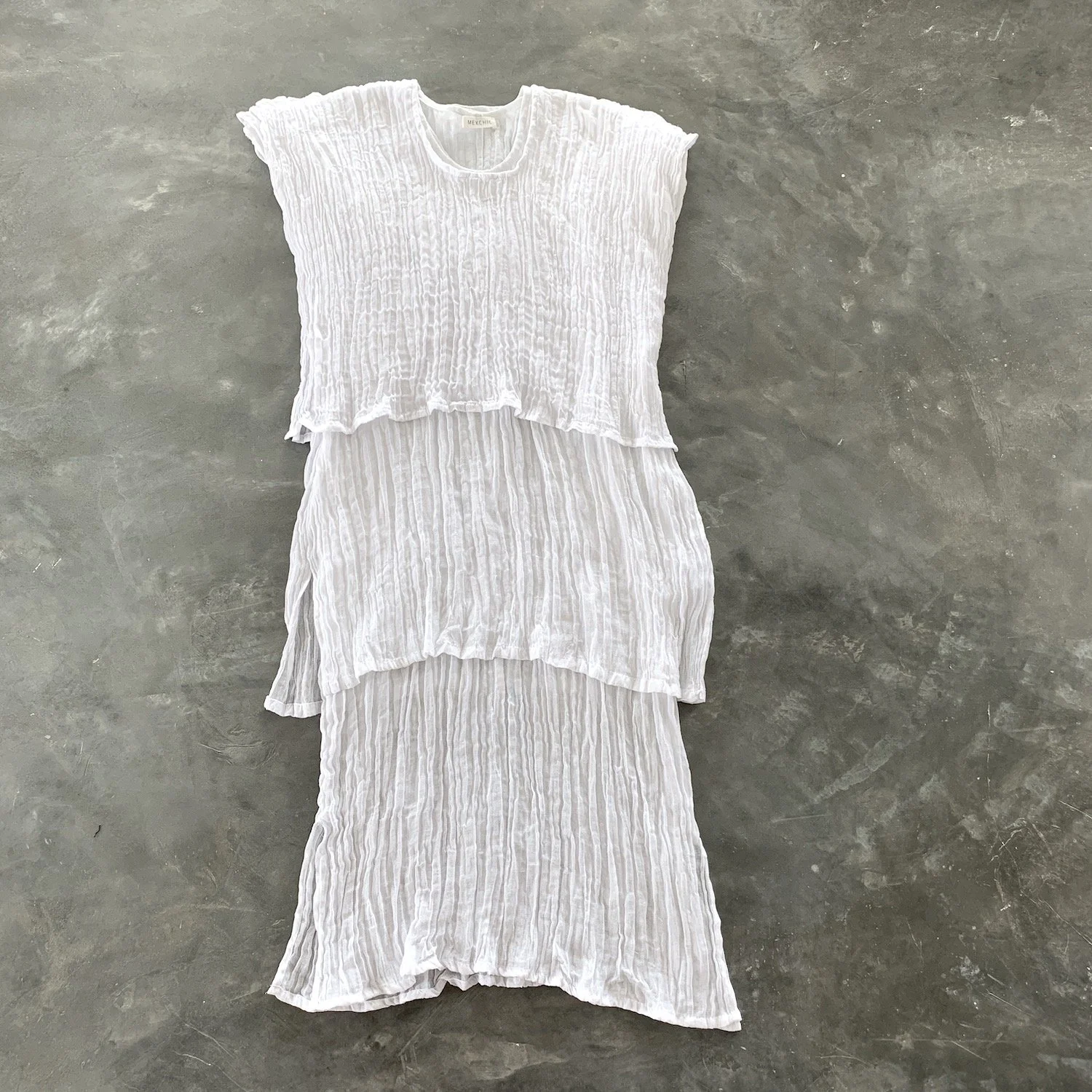 Mexchic gauze cotton clothing natural tunics summer lifestyle collection, shopping in Oaxaca Mexico ethically made sustainable hand woven handmade regenerative cotton natural dyes botanical dyes contemporary fashion Mexican designer boutique luxury c