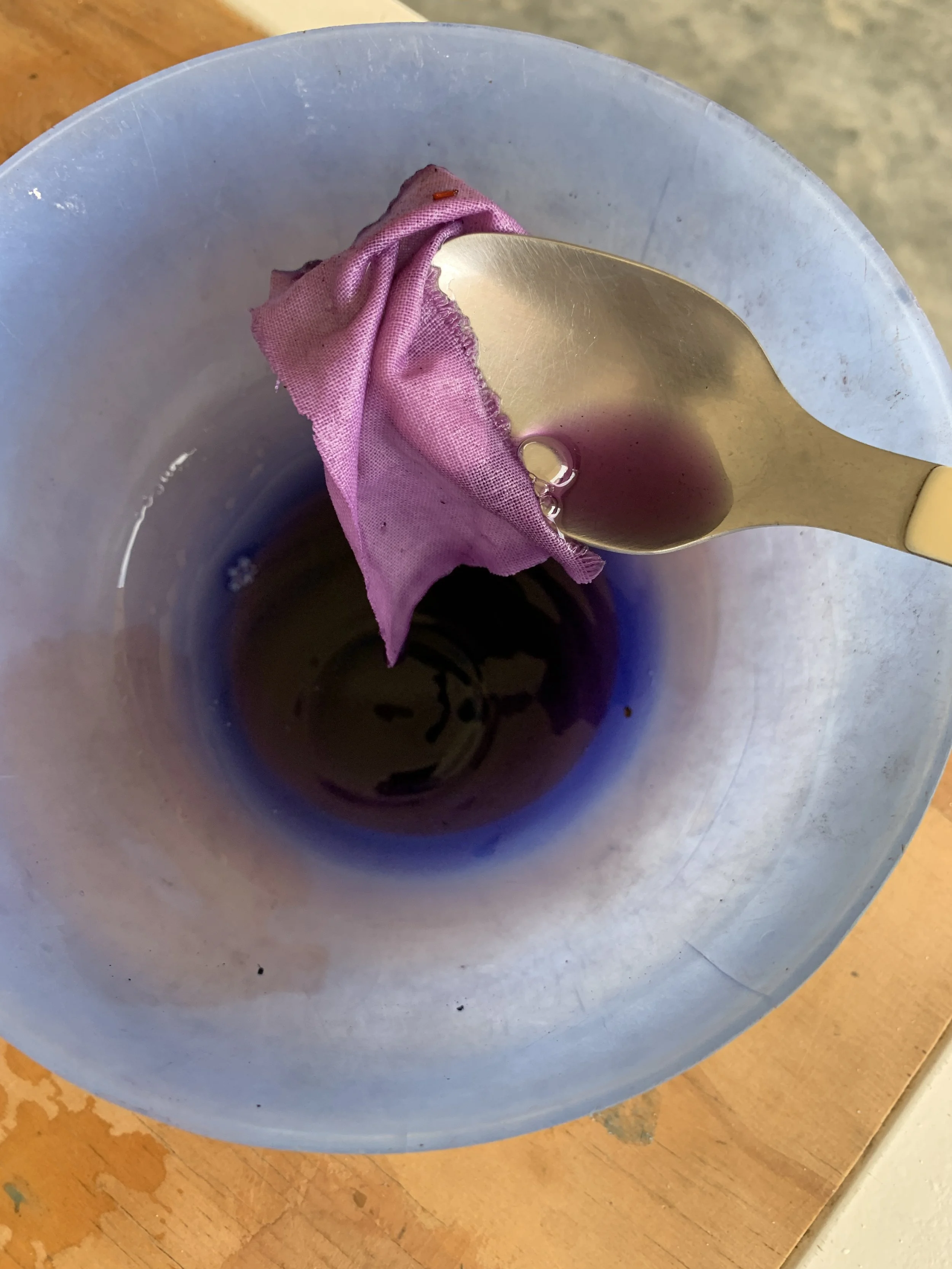 Mexchic exploration of traditional artisanal natural botanical dyes and dying in Oaxaca Mexico, hand dyed pochote ceiba kapok tree seed pod fiber endemic plant cellulose fiber perricon mexican mint marigold añil indigo magnolia rosemary granada pomeg