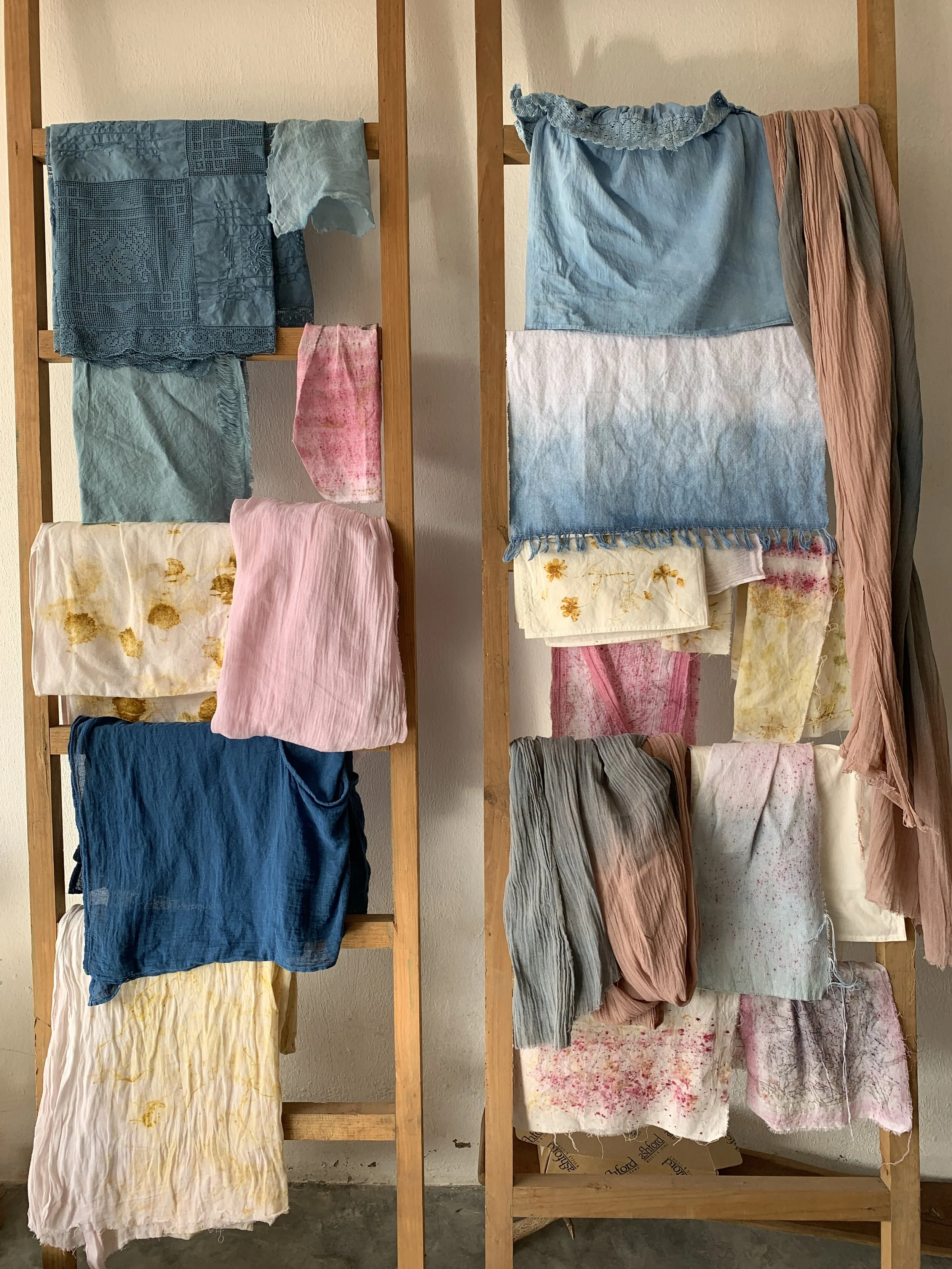 Mexchic exploration of traditional artisanal natural botanical dyes and dying in Oaxaca Mexico, hand dyed pochote ceiba kapok tree seed pod fiber endemic plant cellulose fiber perricon mexican mint marigold añil indigo magnolia rosemary granada pomeg