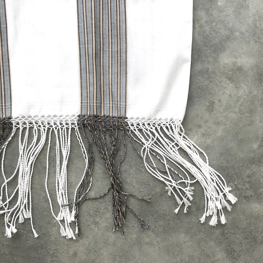 handwoven craft cotton embroidery macrame fringe rebozo shawl mexico mexican oaxaca chiapas toluca tenancingo estado de mexico highend highfashion moda textiles artisan artisanal natural dyes botanical dyes blue black plaid check blouse poncho top sh