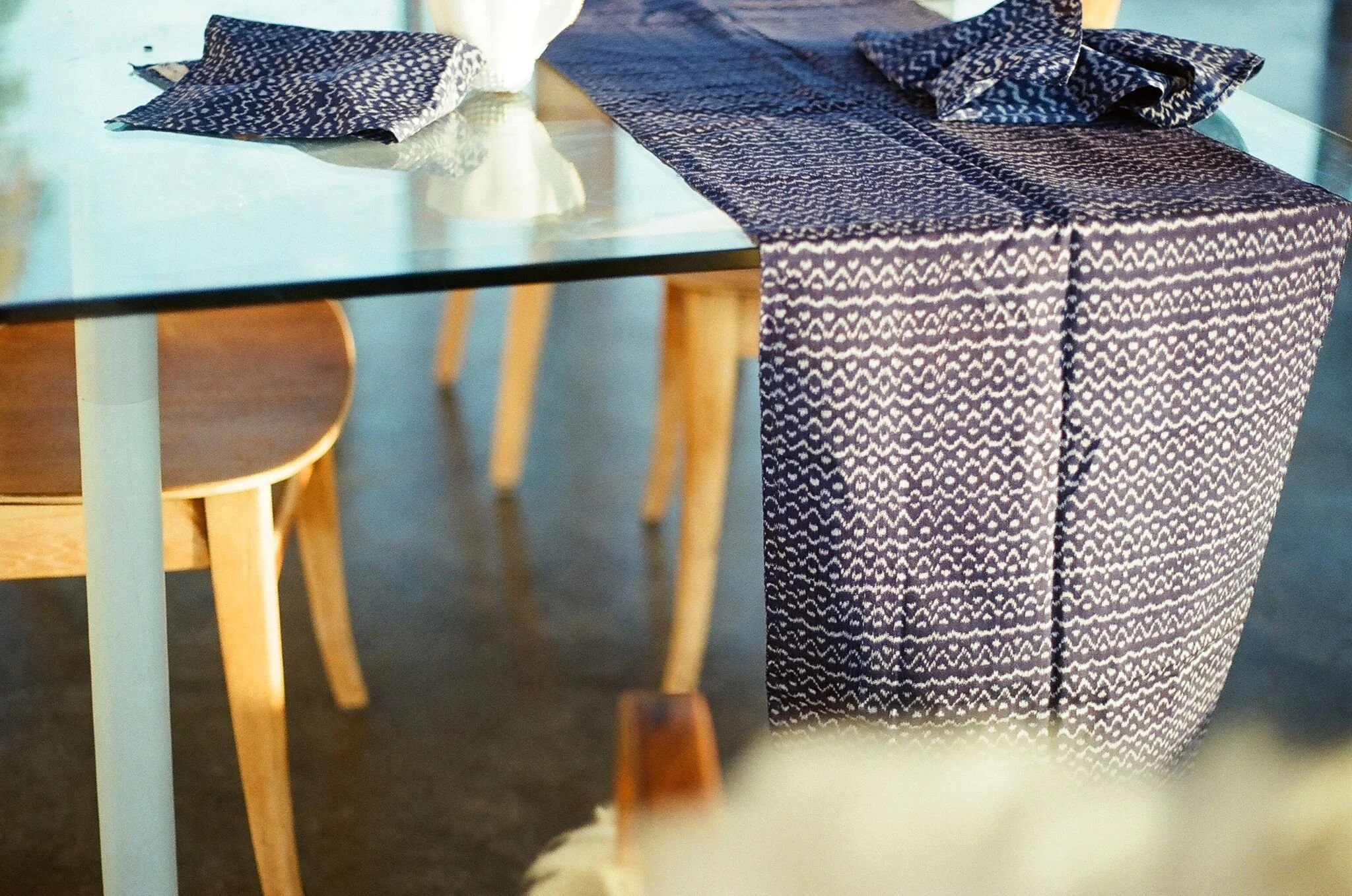 handwoven craft cotton embroidery macrame fringe rebozo shawl mexico mexican oaxaca chiapas toluca tenancingo estado de mexico highend highfashion moda textiles artisan artisanal natural dyes botanical dyes blue black plaid check blouse poncho top sh