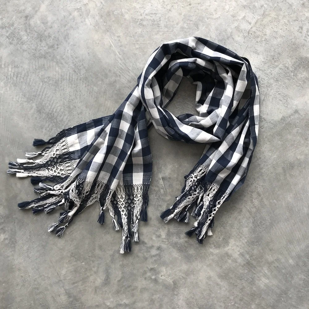 handwoven craft cotton embroidery macrame fringe rebozo shawl mexico mexican oaxaca chiapas toluca tenancingo estado de mexico highend highfashion moda textiles artisan artisanal natural dyes botanical dyes blue black plaid check blouse poncho top sh