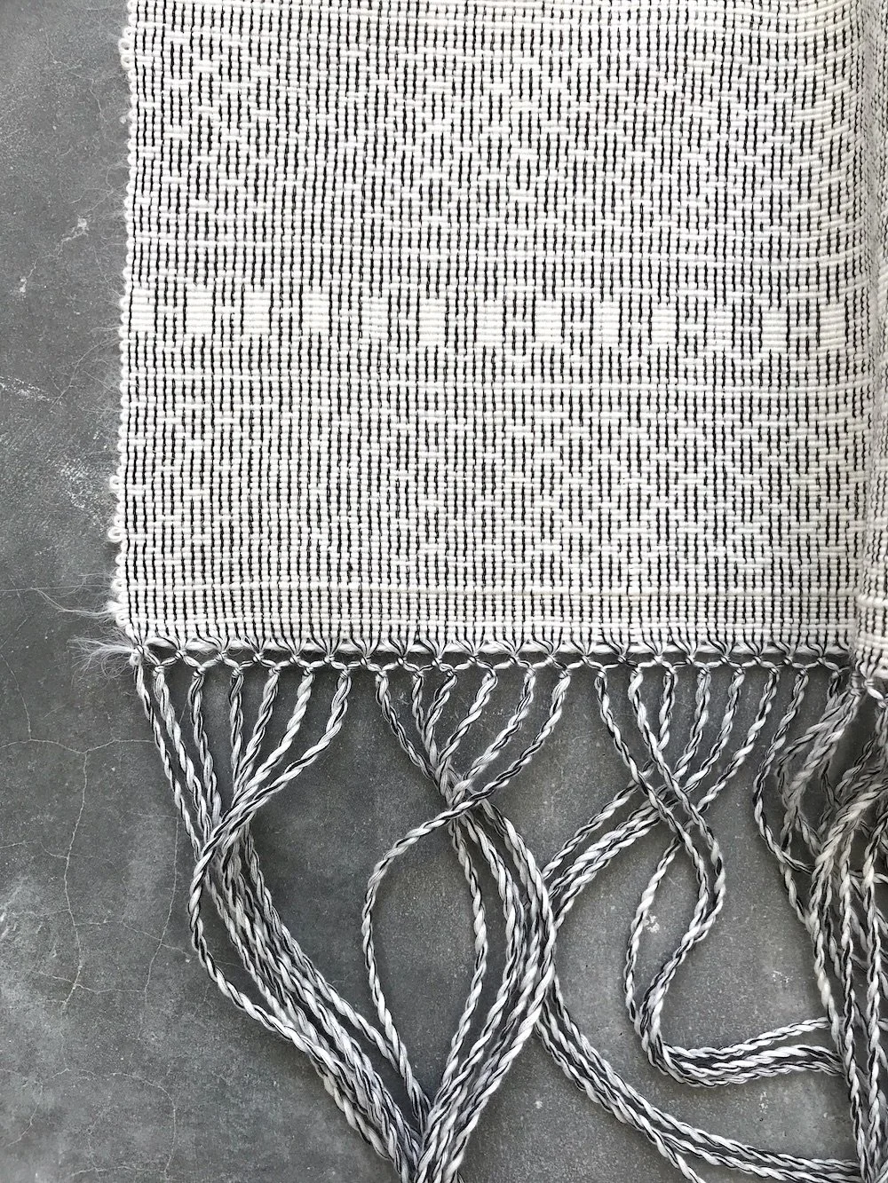 handwoven craft cotton embroidery macrame fringe rebozo shawl mexico mexican oaxaca chiapas toluca tenancingo estado de mexico highend highfashion moda textiles artisan artisanal natural dyes botanical dyes blue black plaid check blouse poncho top sh