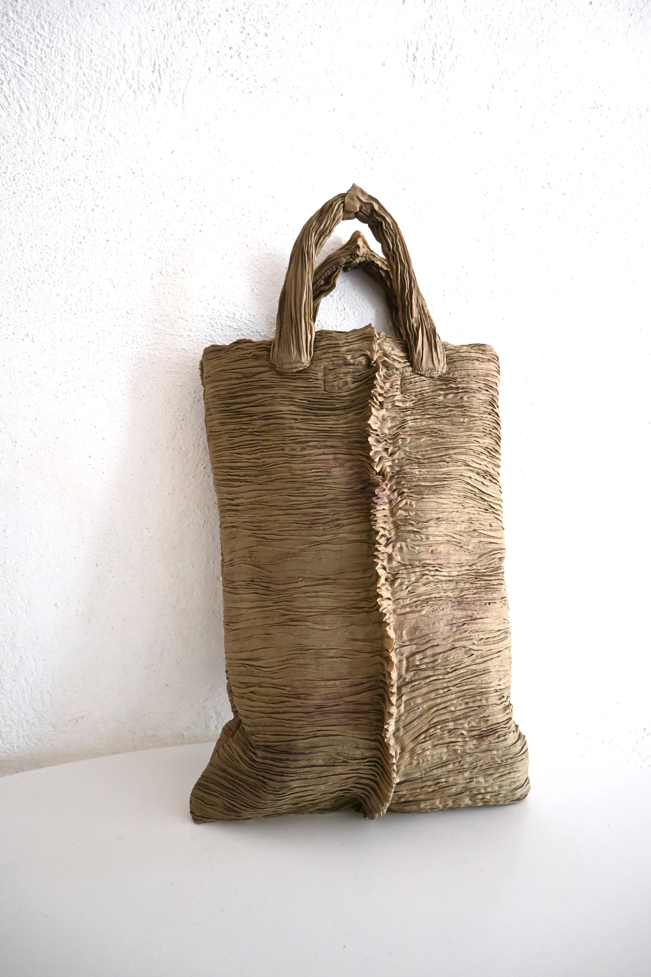 Cocodrilo Work & Travel Tote, a Wearable Sculpture