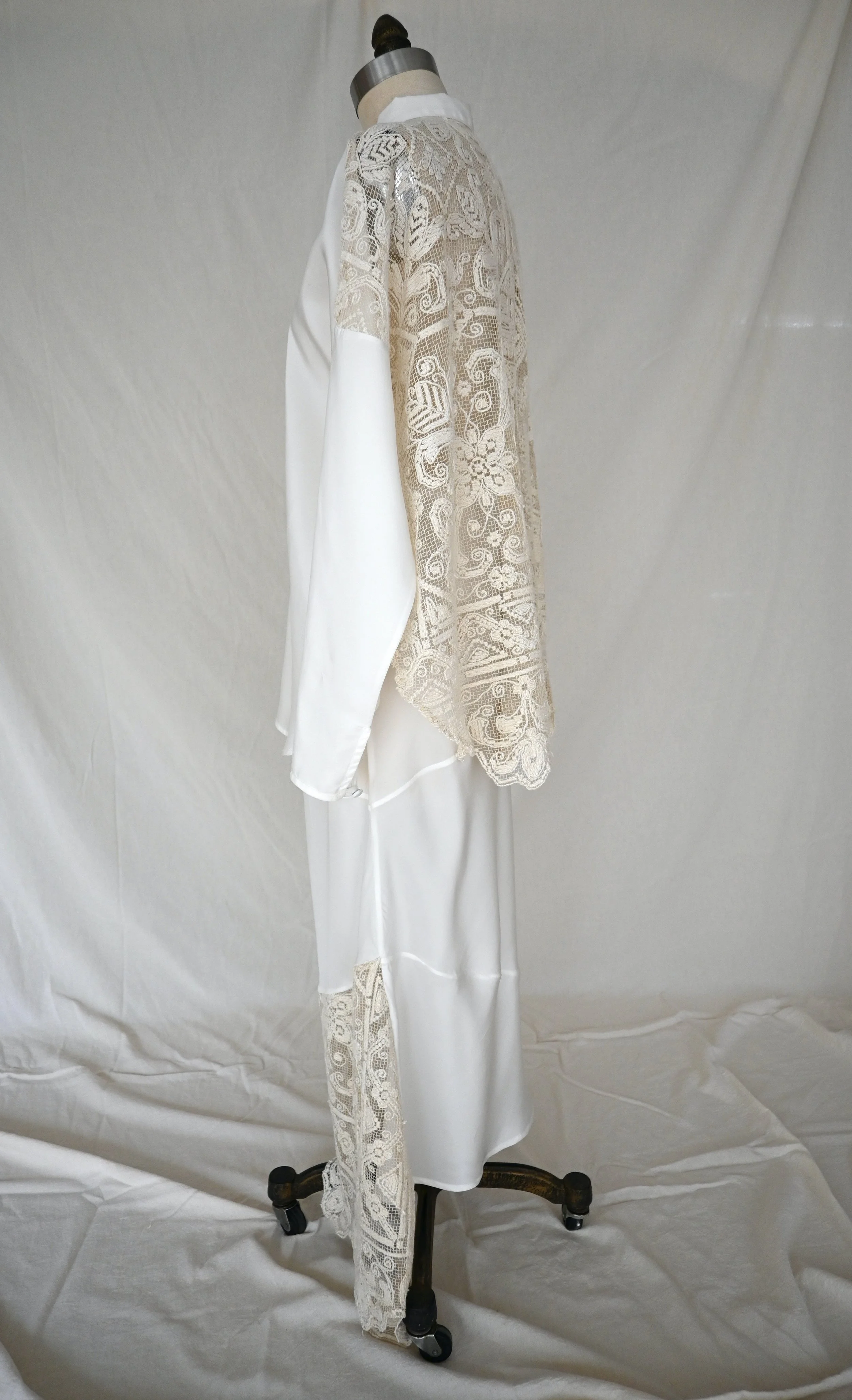 Lana Blouse in Silk and Antique Crochet