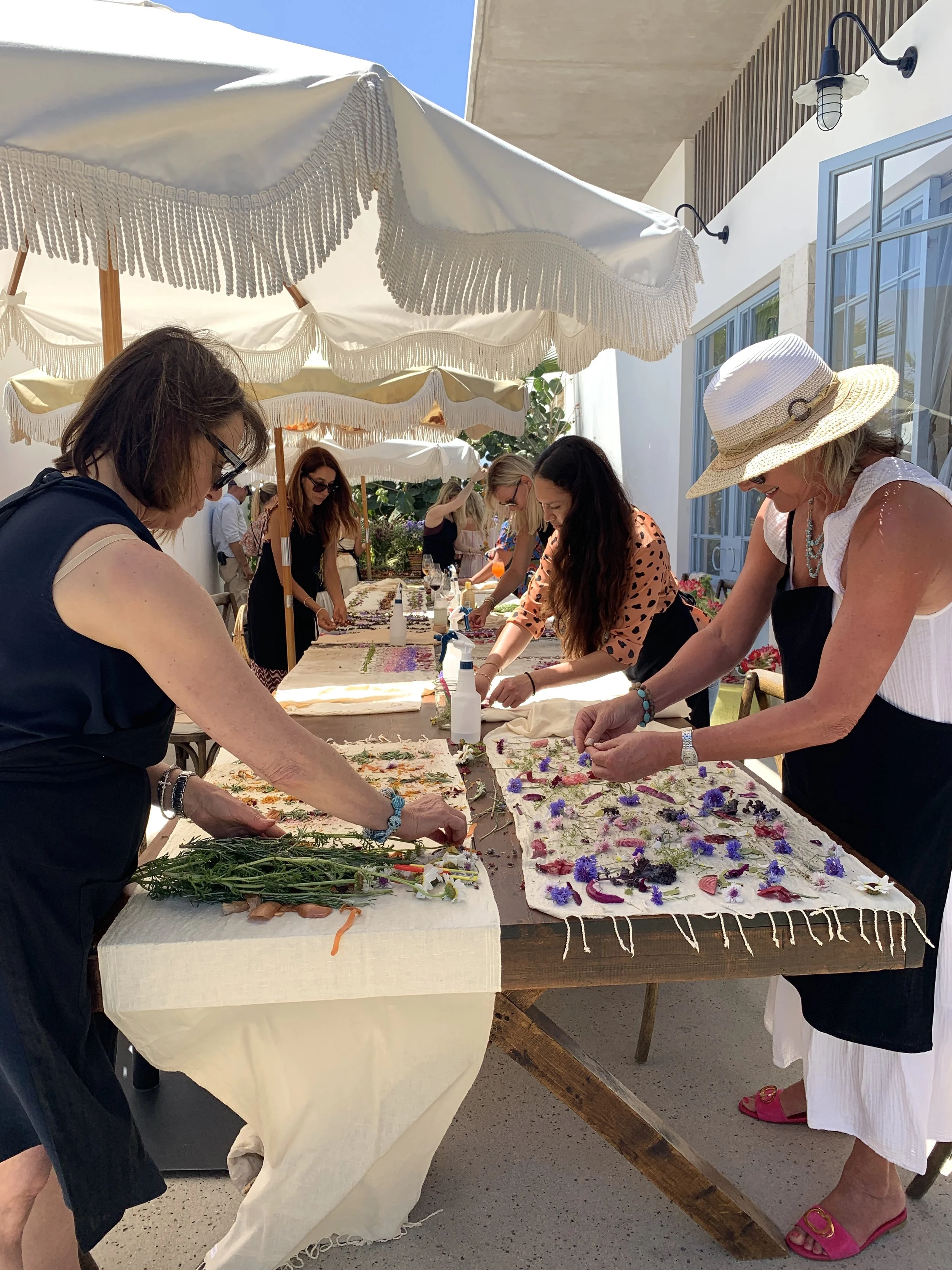 Creative flow workshops, with textile artist Christina Hattler, in her artist studio. Textile workshops, make your own contemporary textile art, with a group, family, individual. making, crafting, contemporary craft in oaxaca mexico. classes on creat