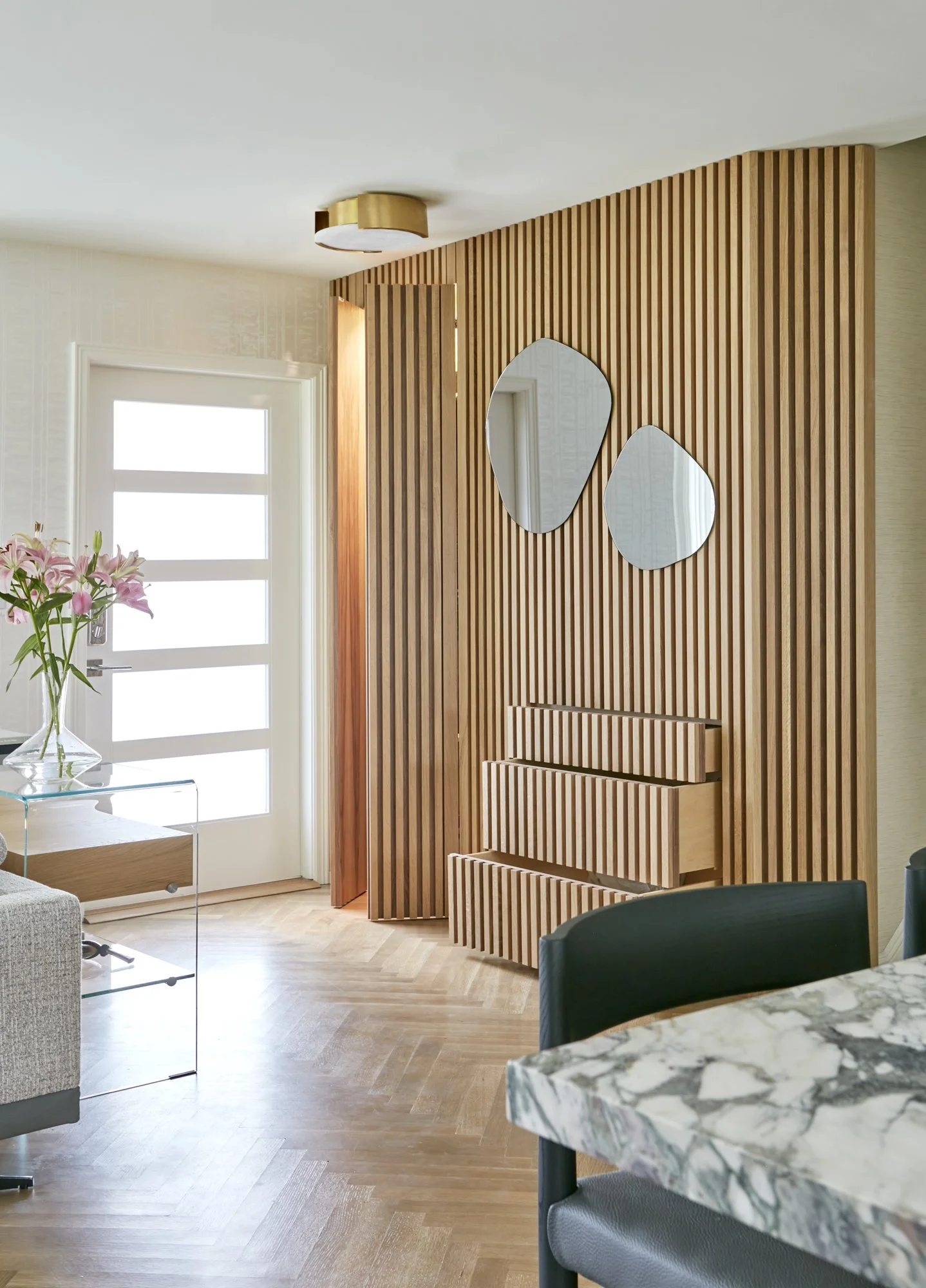 Foyer 2.jpg