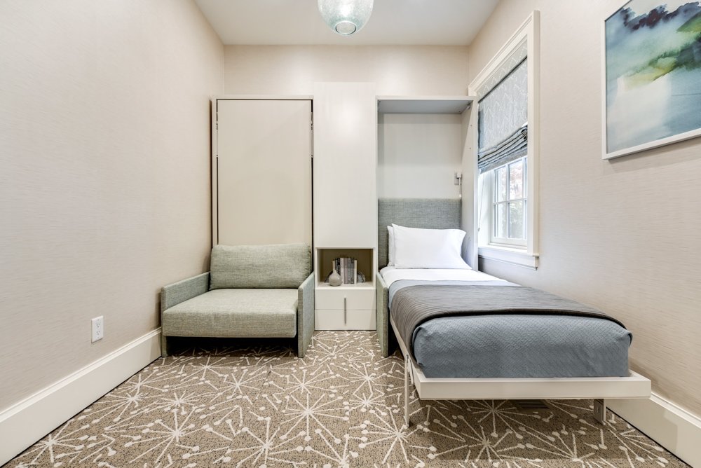 Guest bed 2.jpg