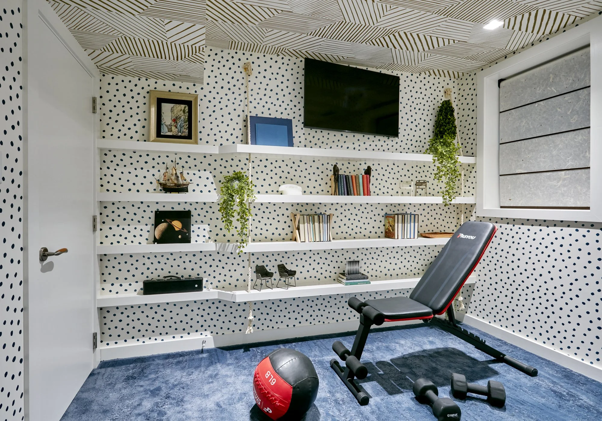 Y-Weight room 3.jpg