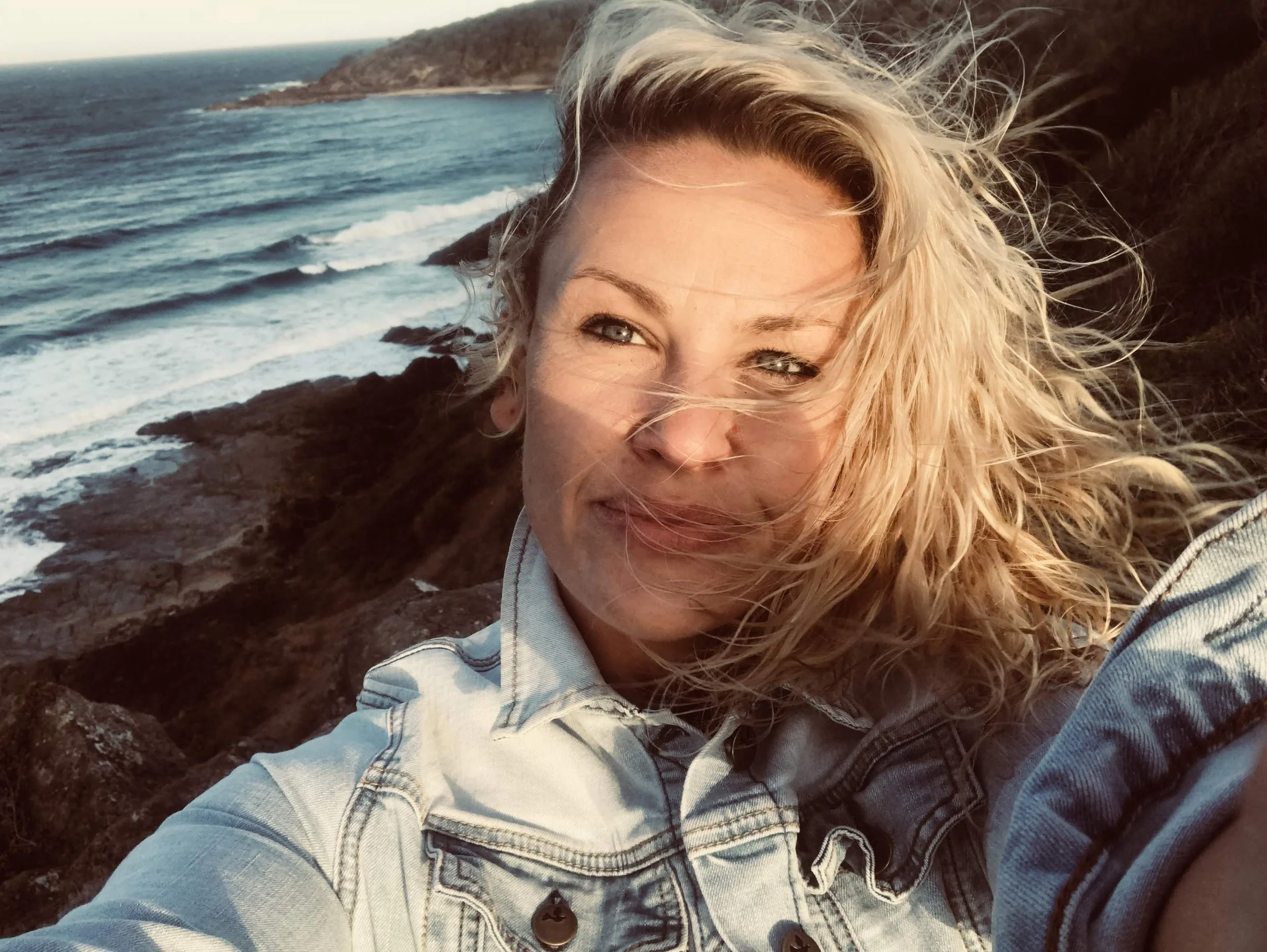 Kate Norma is a contemporary artist from Phillip Island.