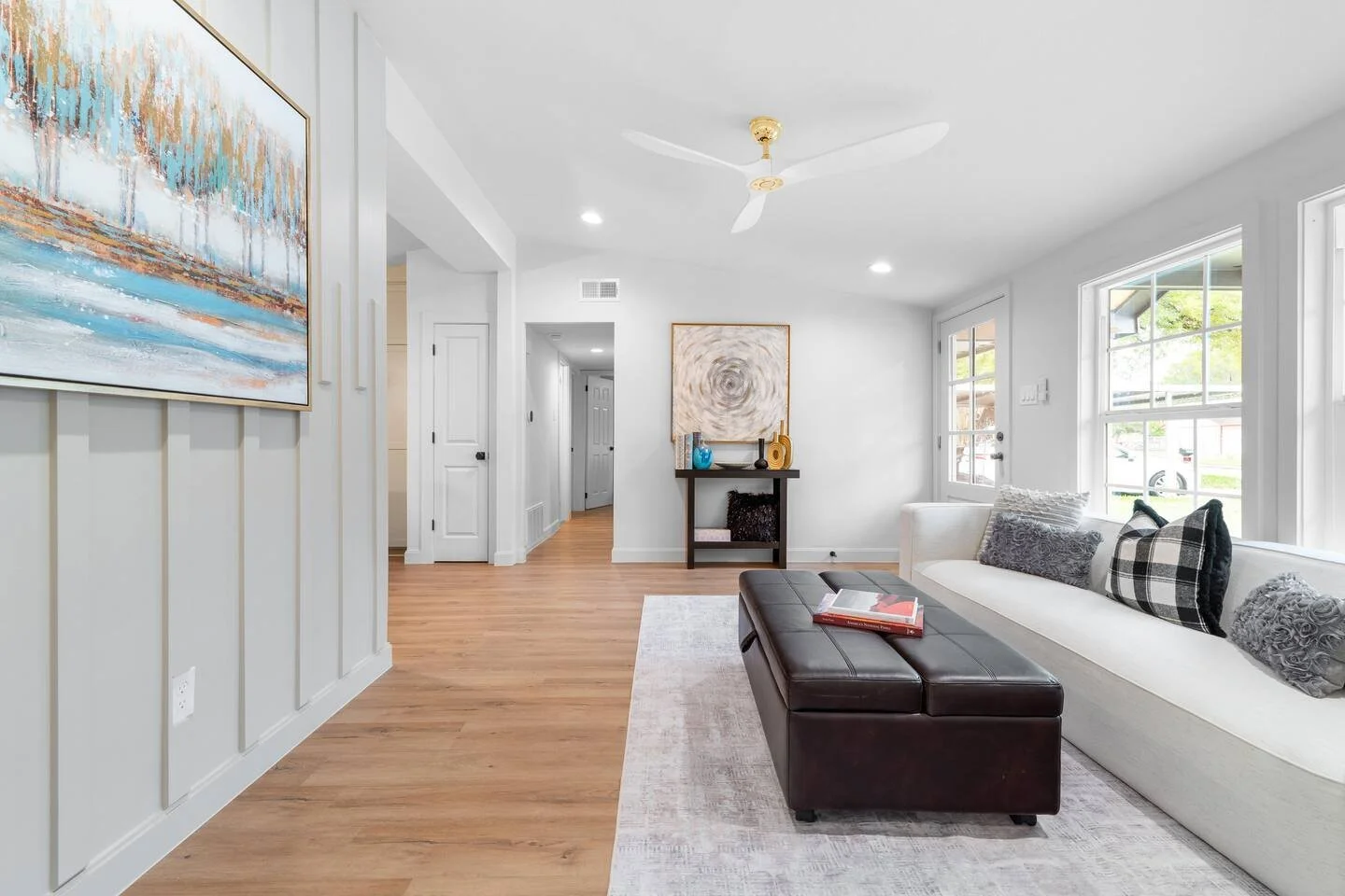 Furnished four-bedroom rental home near IAH Airport in Houston