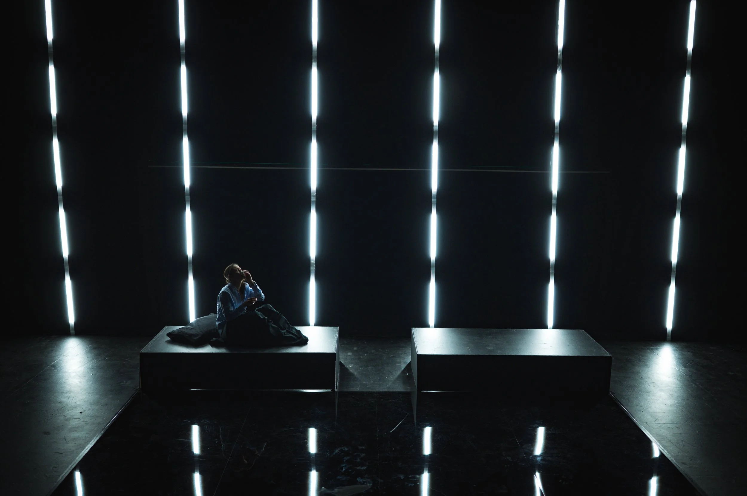 The Effect (Set and Lighting)