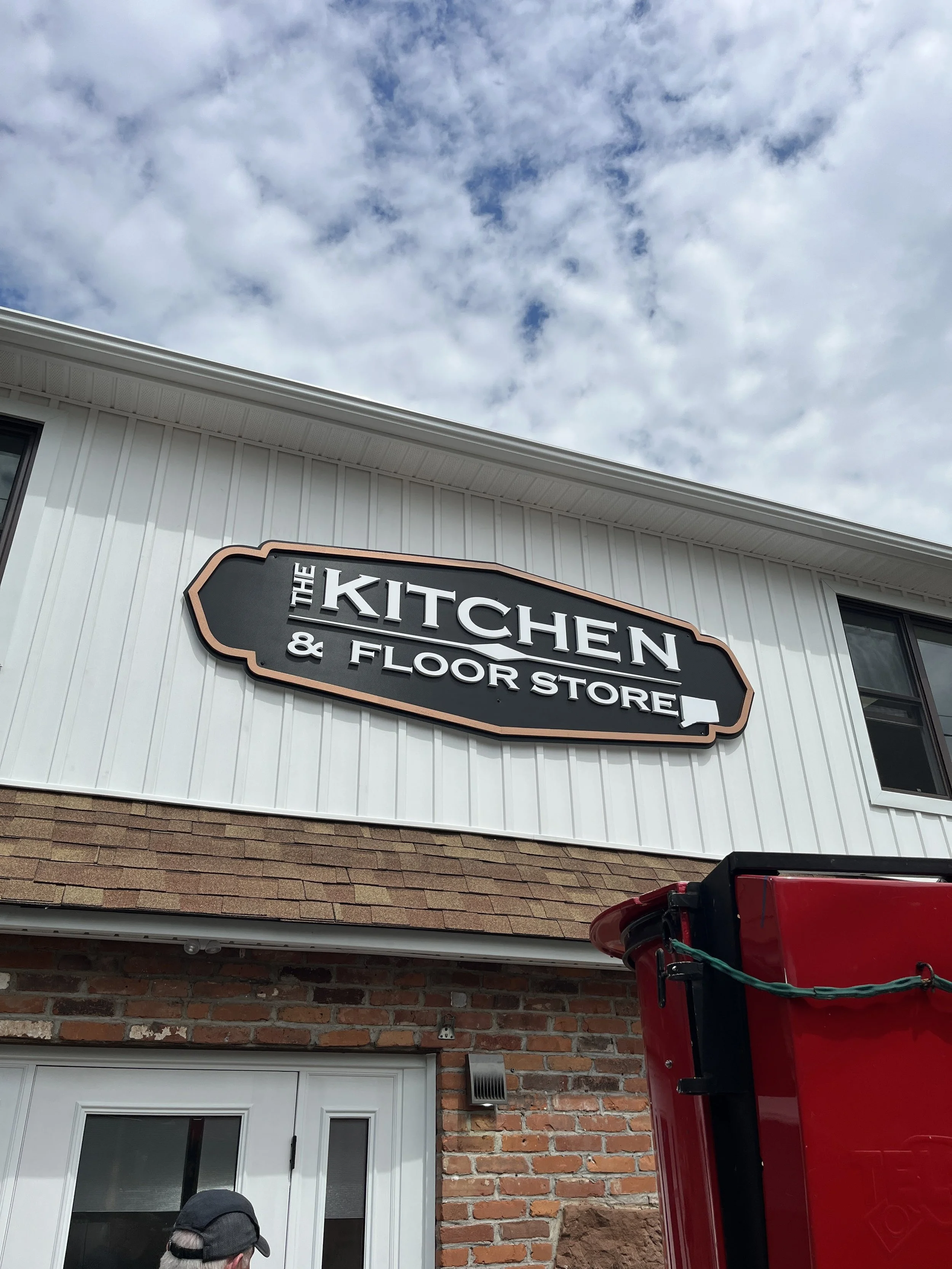Custom shape and dimensional letters in Suffield, CT