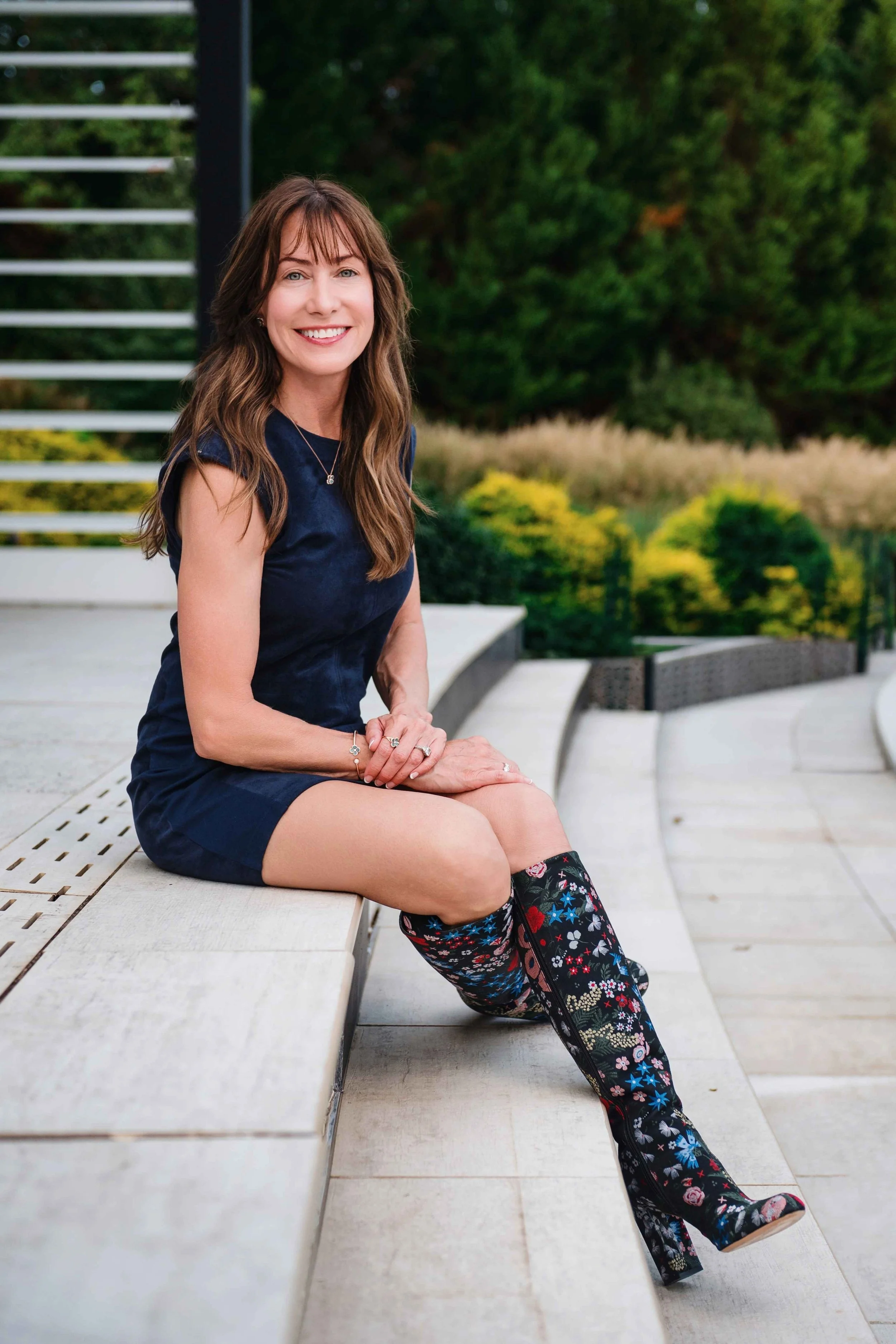 Work with Laura | How I Guide Your Growth — Level with Laura