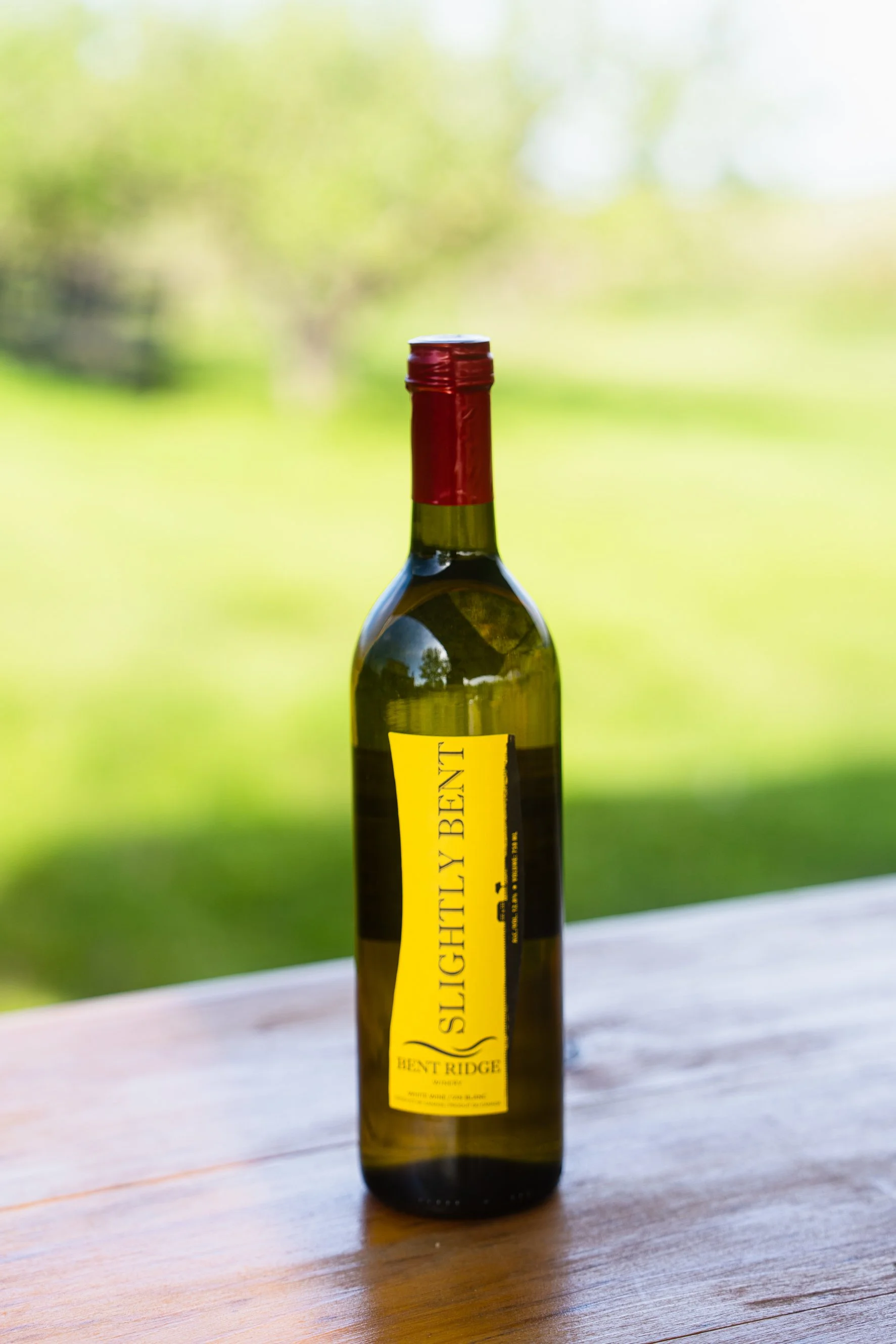Slightly Bent White Blend | ABV 12.8%