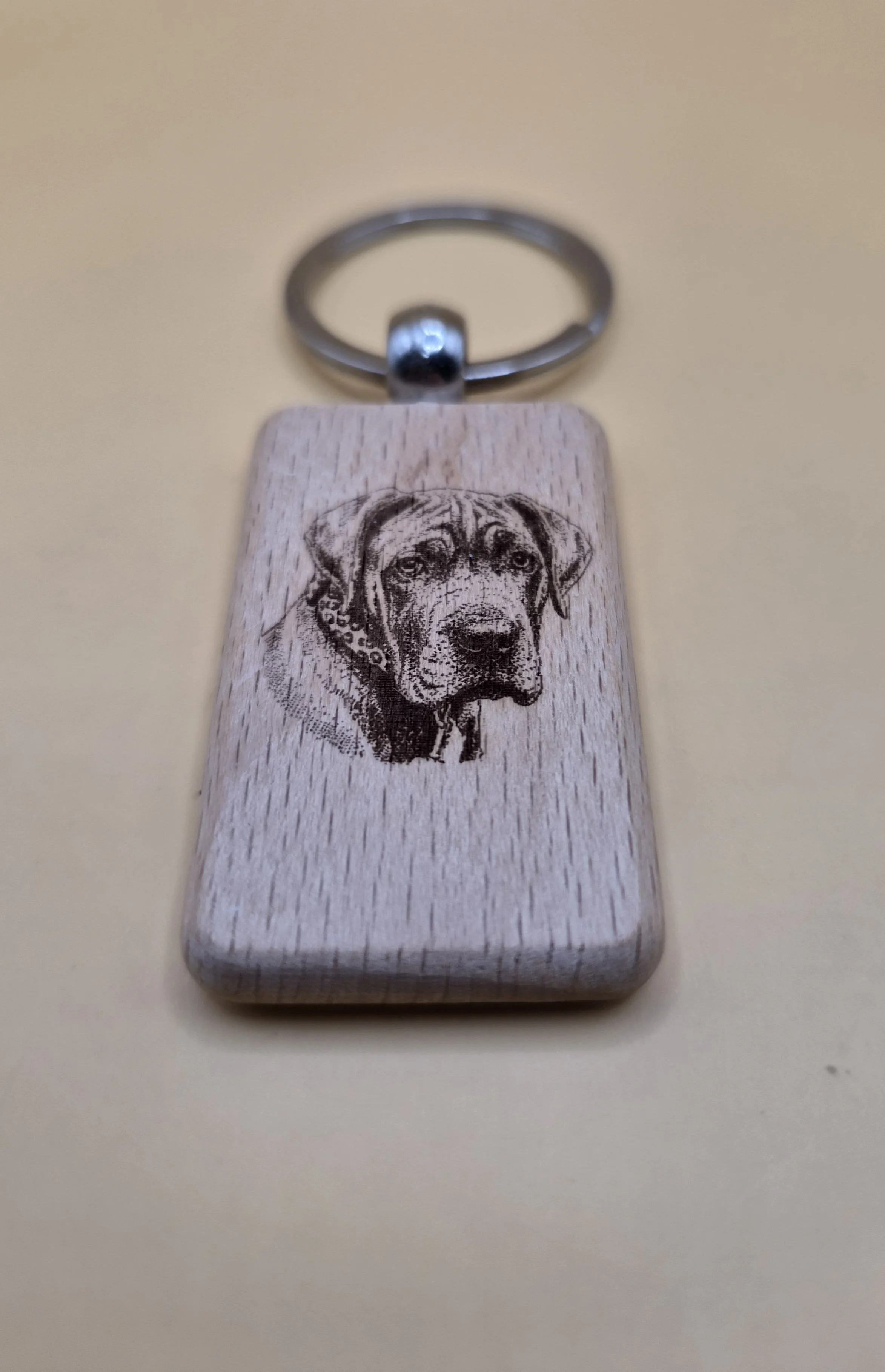 Porte clé en bois chien