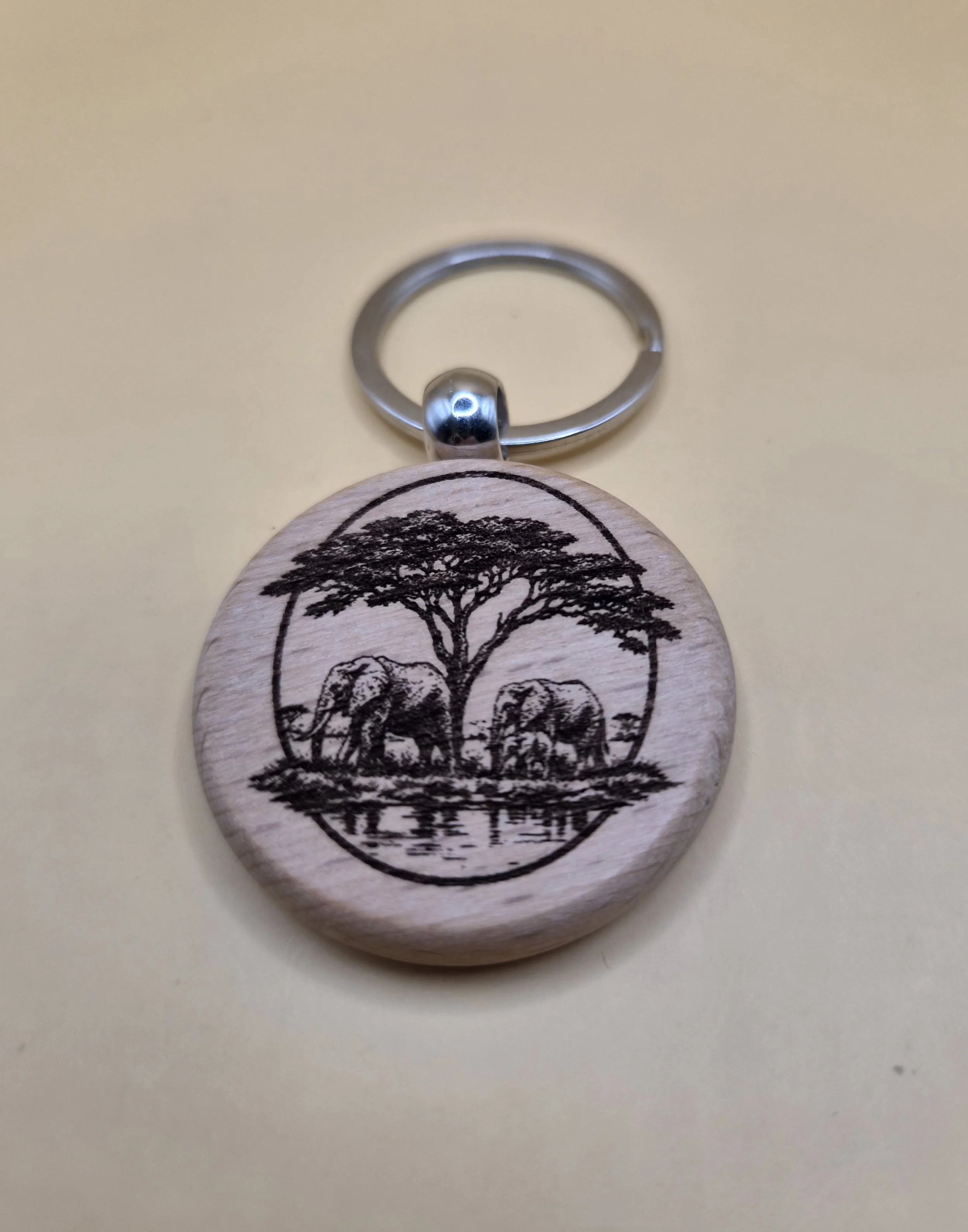 Porte clé en bois elephants